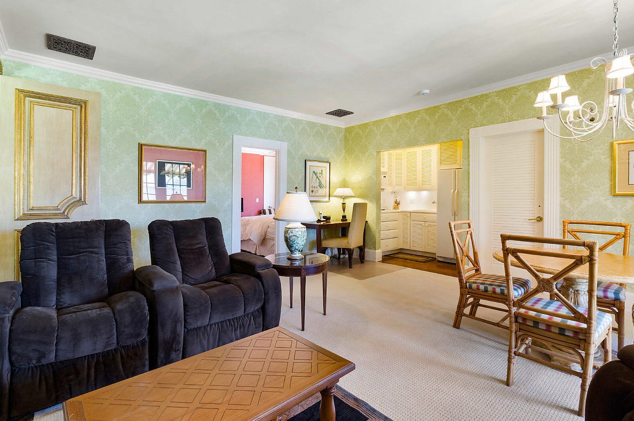 4976 Sanctuary Ln, Boca Raton FL 33431-5211 exterior