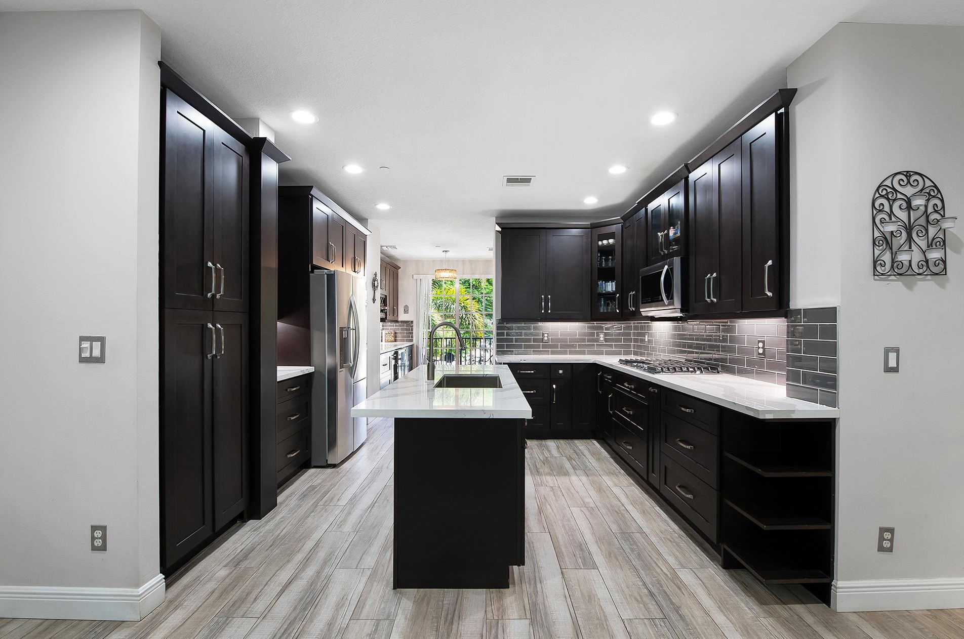 655 Trieste Ln, Boca Raton FL 33487-5202 exterior