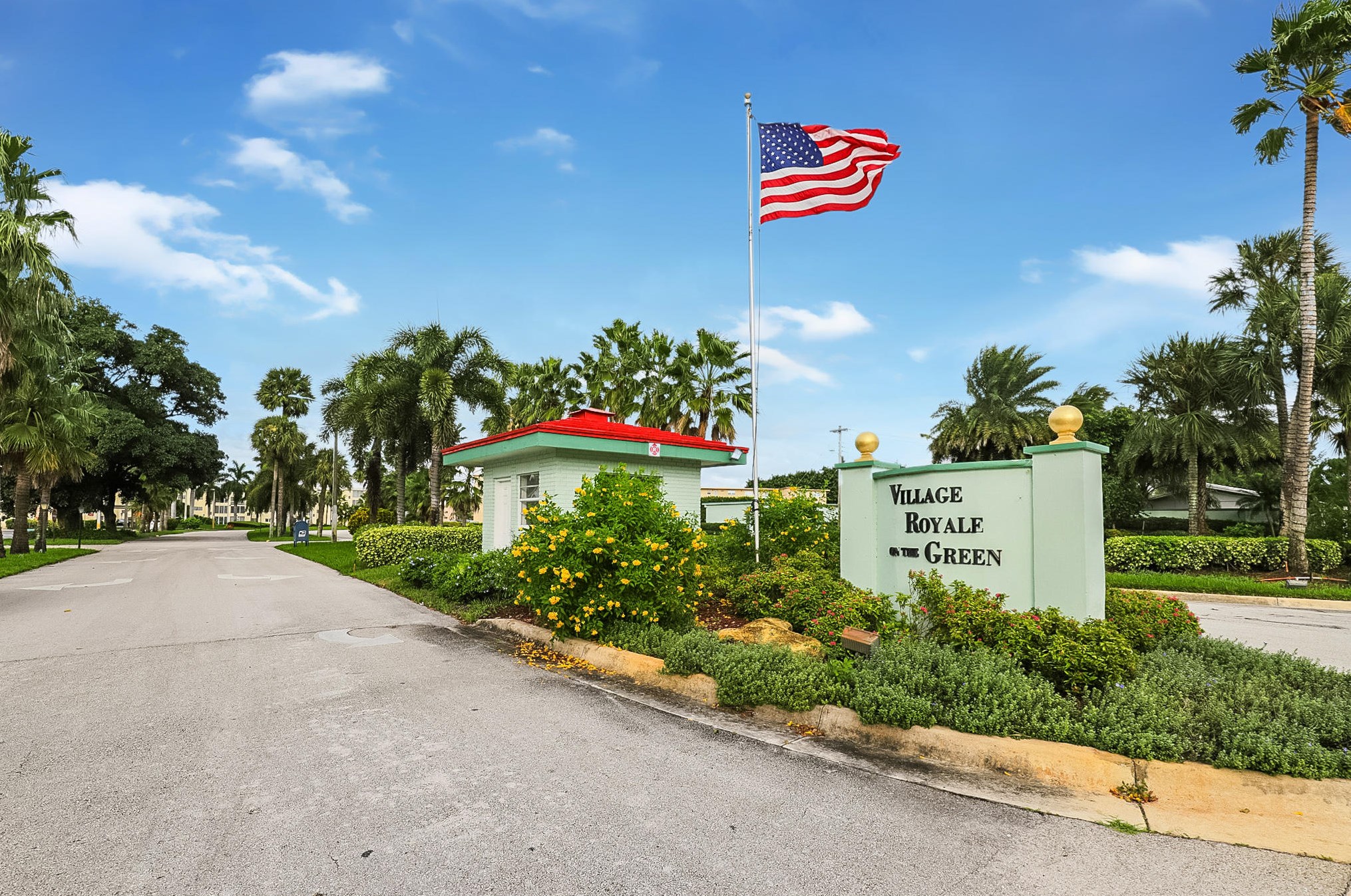 330 26th Ave, Boynton Beach FL 33435-2023 exterior