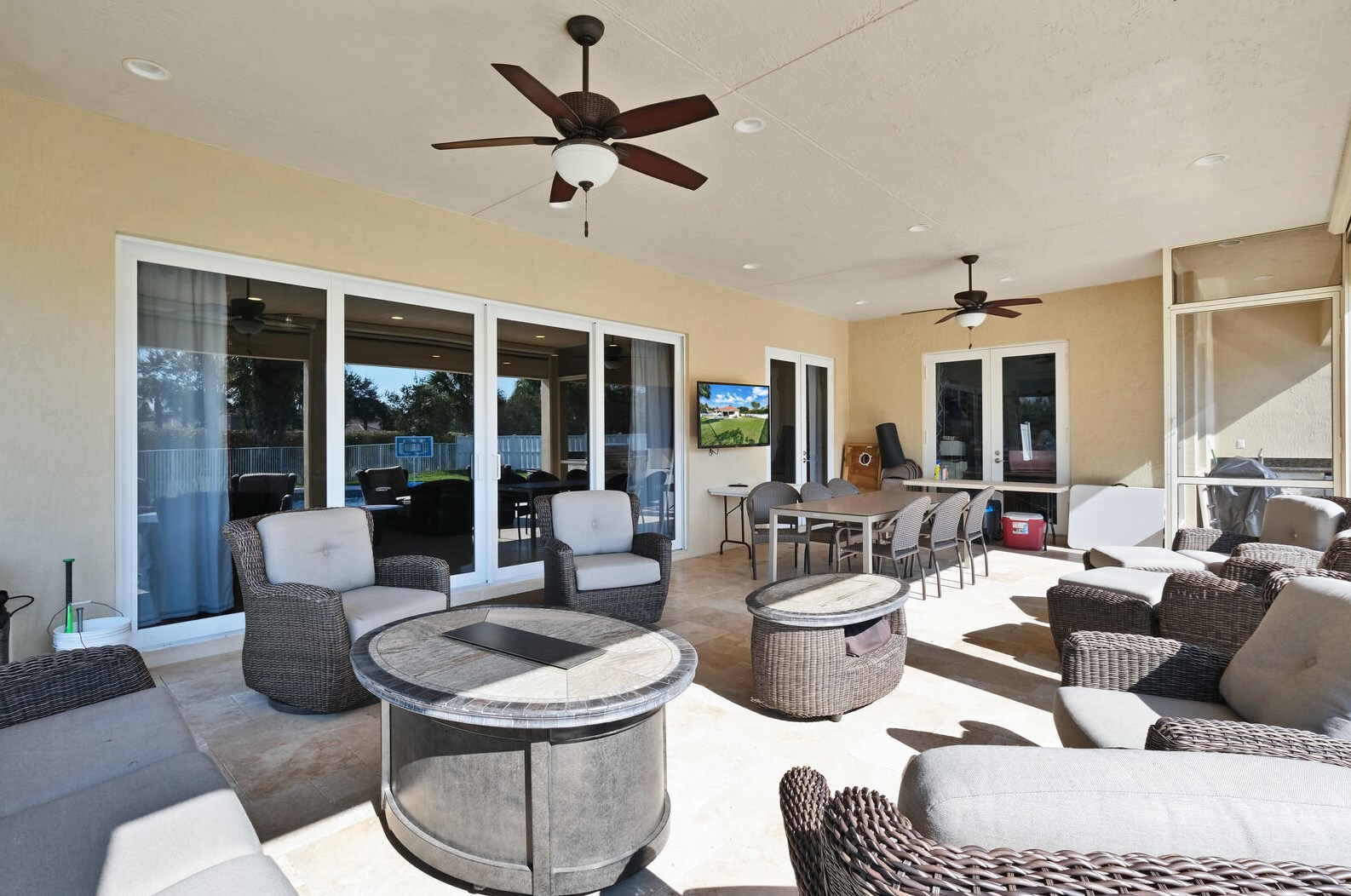 5329 Oakmont Vlg Cir, Lake Worth FL 33463-8202 exterior