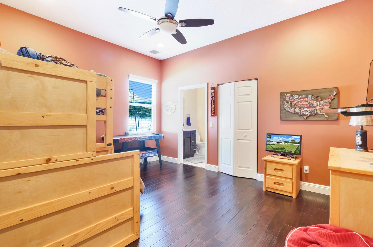 5329 Oakmont Vlg Cir, Lake Worth FL 33463-8202 exterior