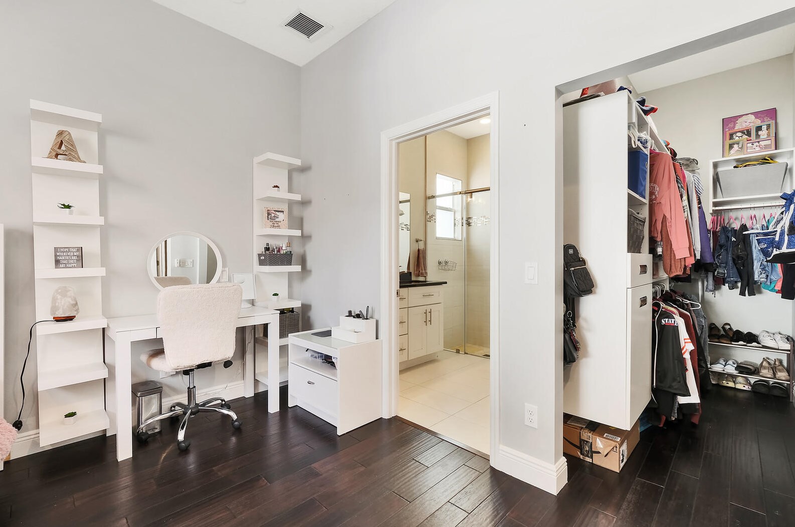 5329 Oakmont Vlg Cir, Lake Worth FL 33463-8202 exterior