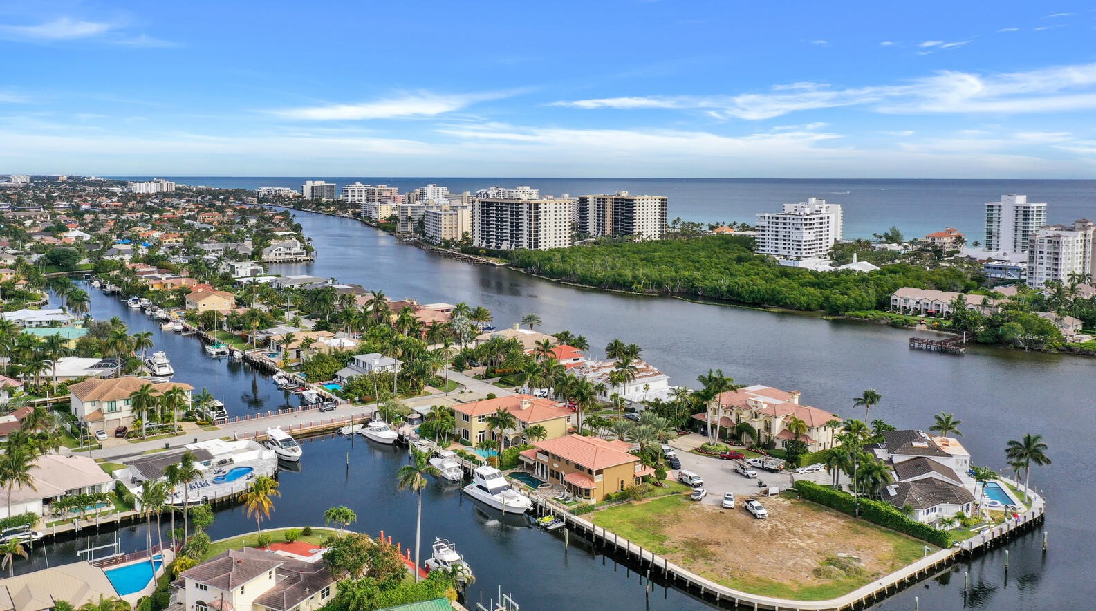 6969 8 Dr, Boca Raton FL 33487-2413 exterior