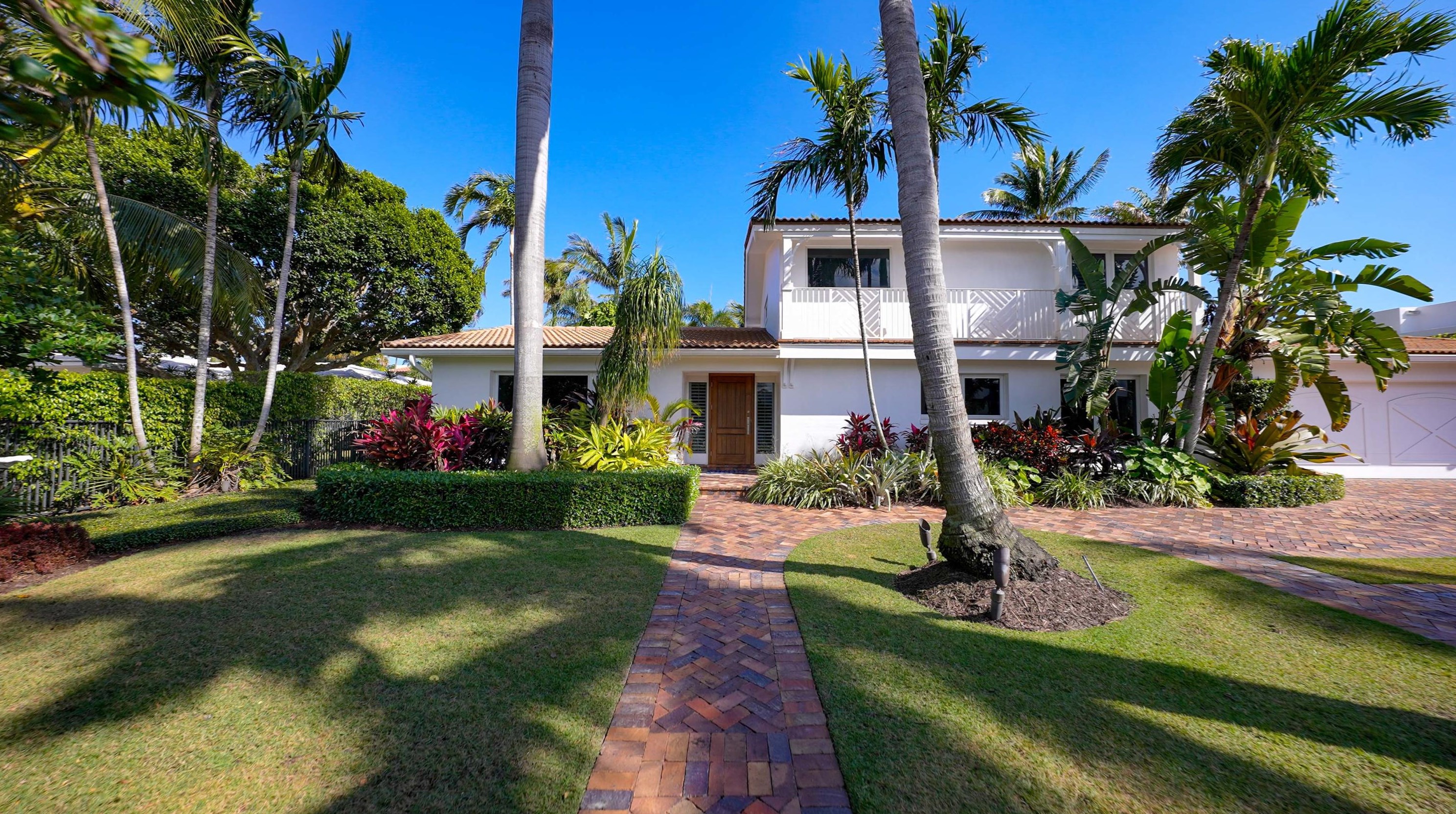 2100 Spanish River Rd, Boca Raton FL  33432-8513 exterior