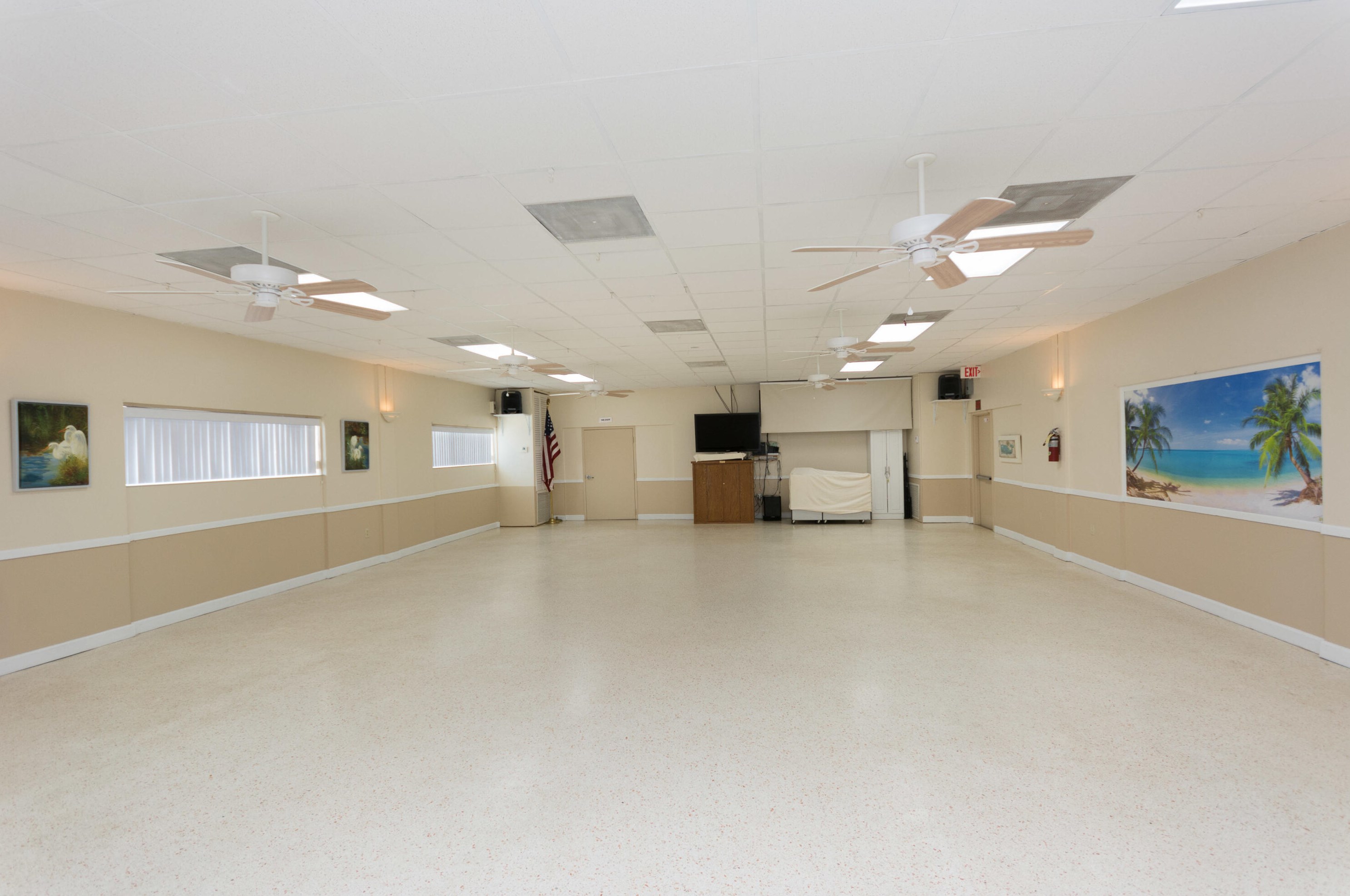 4060 Mockingbird Dr, Boynton Beach FL 33436-2661 exterior