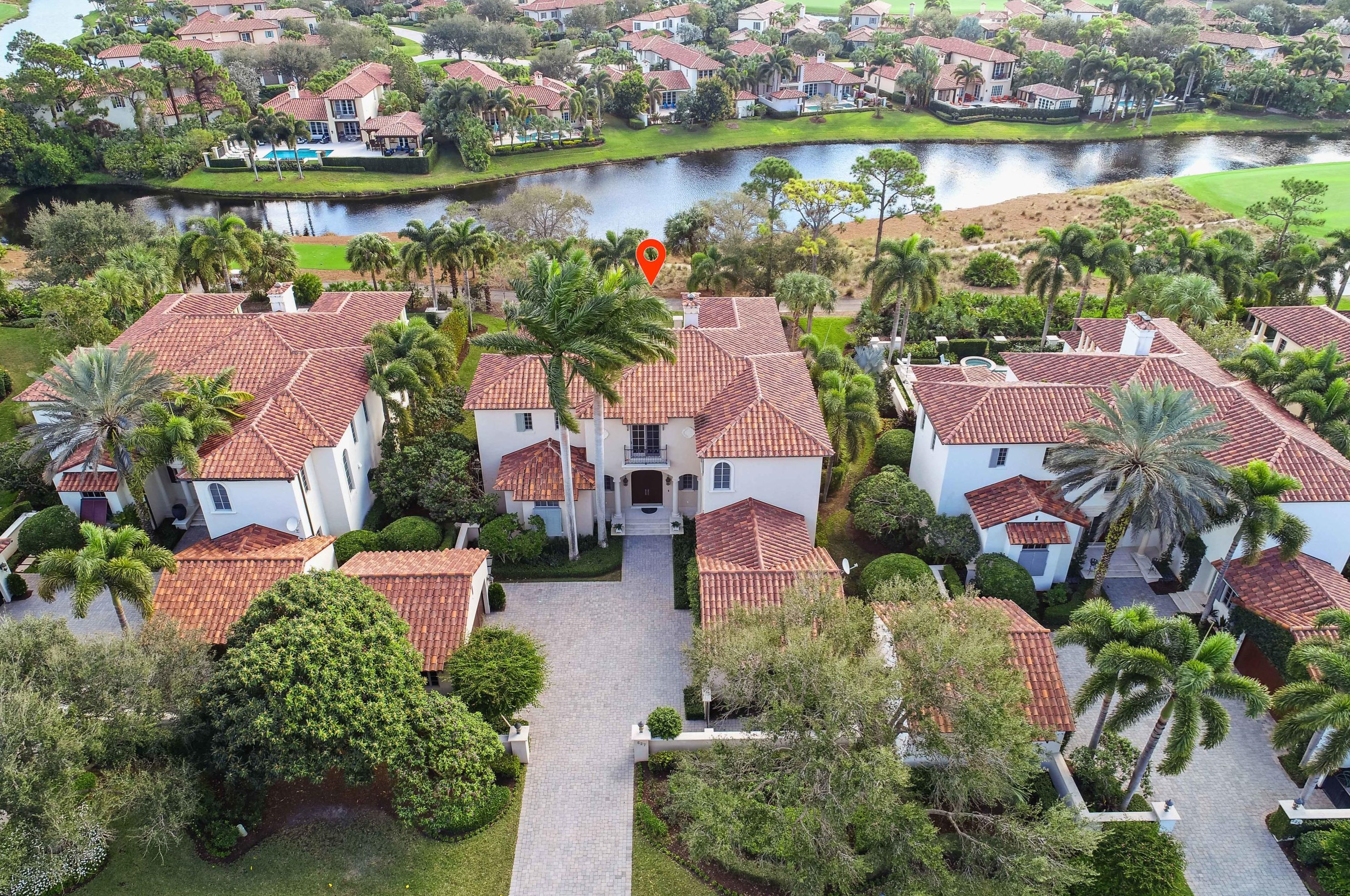 527 Bald Eagle Dr, Jupiter FL  33477-4205 exterior