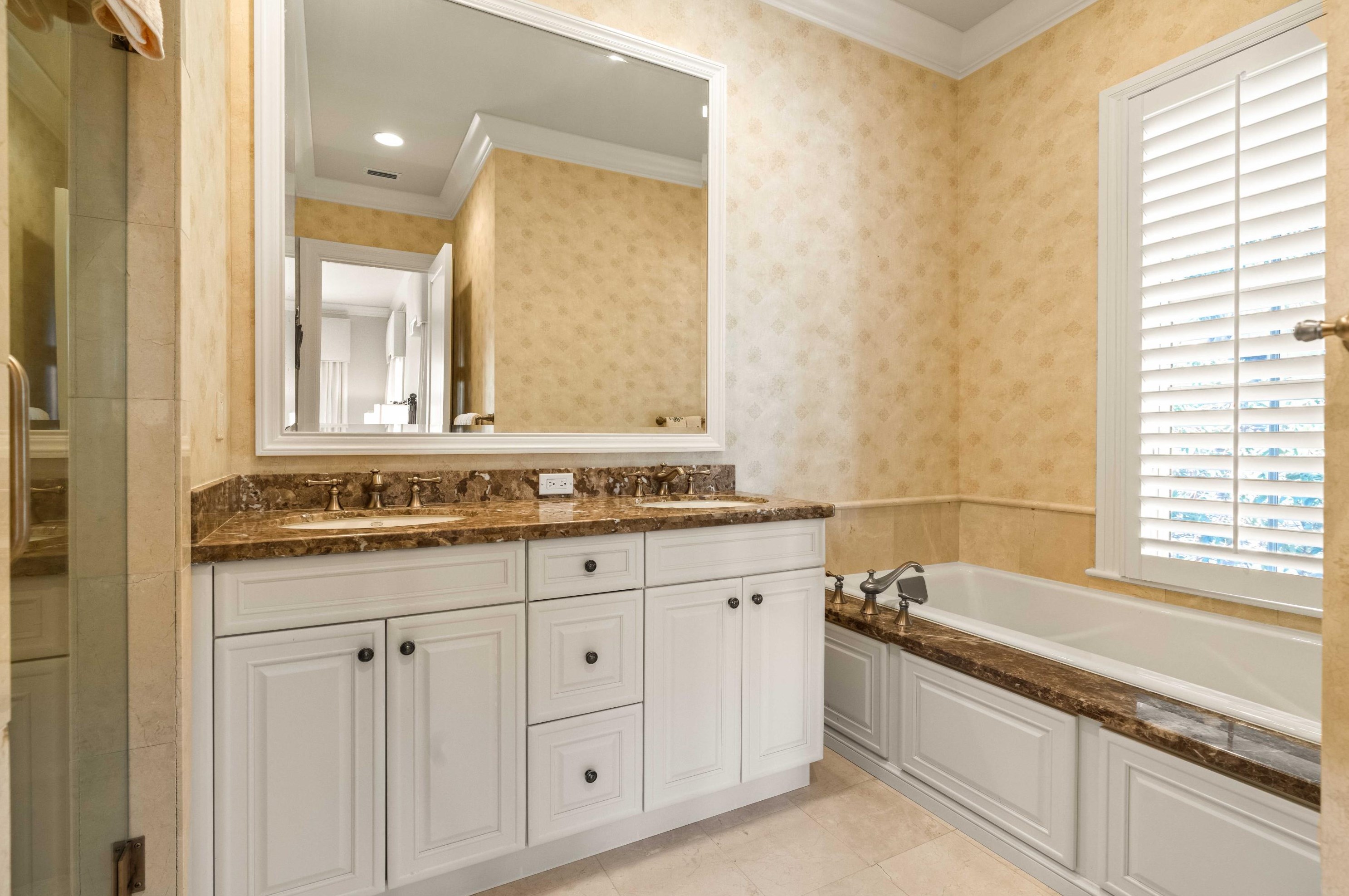 527 Bald Eagle Dr, Jupiter FL  33477-4205 exterior