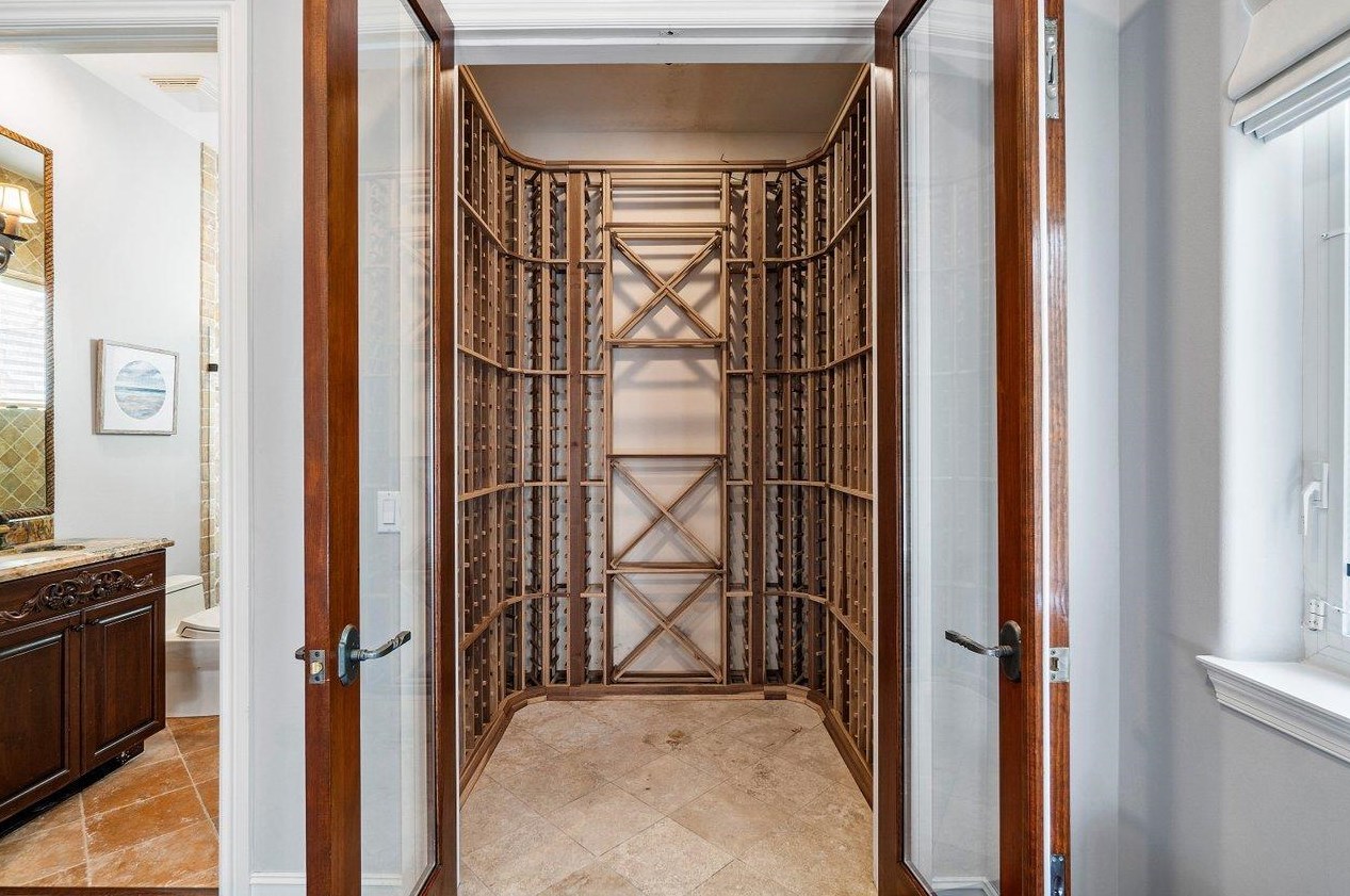 785 Lk Dr, Boca Raton FL 33432-6226 exterior