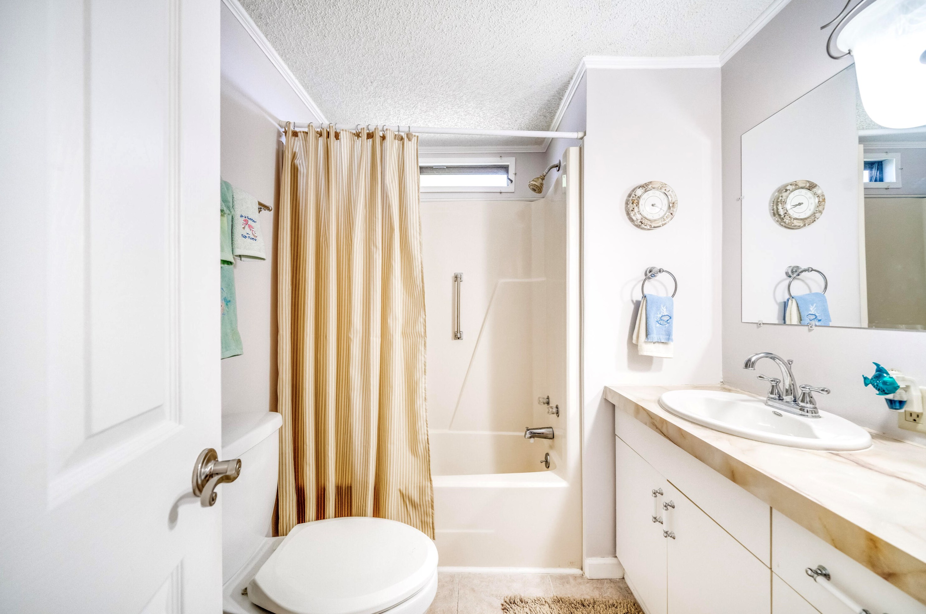 1641 64 Way, Boca Raton FL 33428-6757 exterior