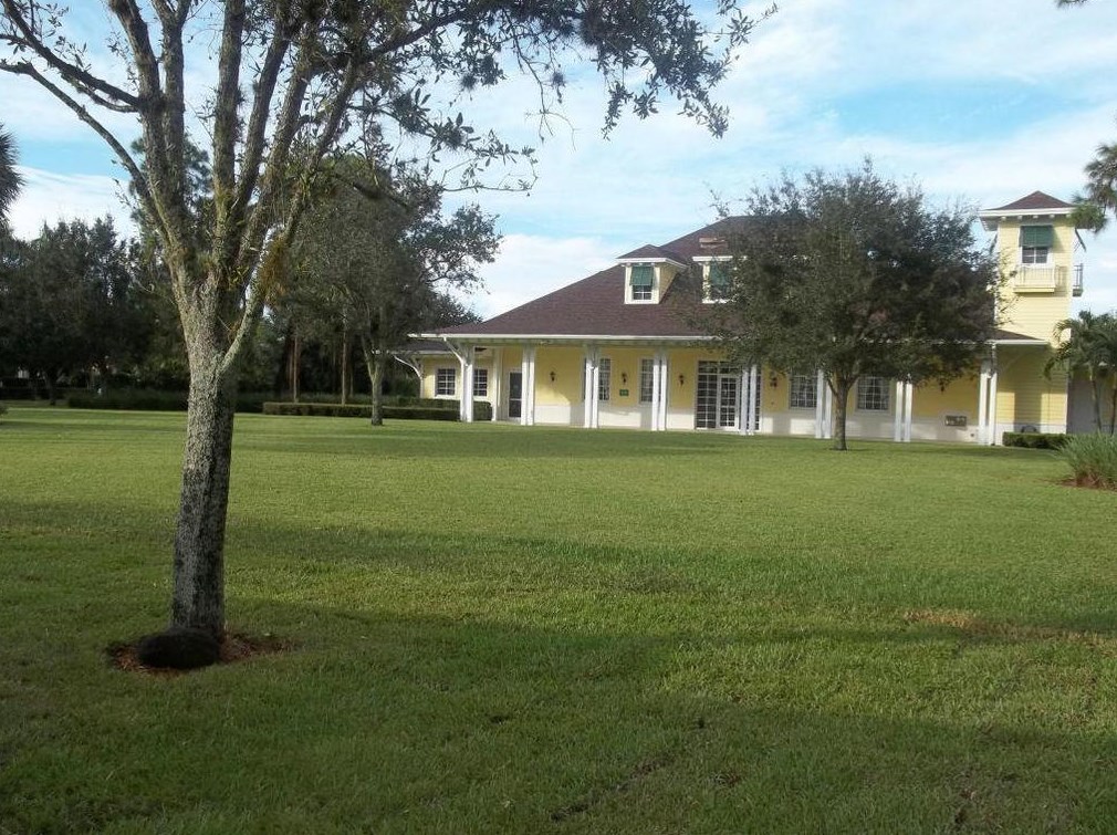 3001 Community Dr, Jupiter FL  33458-8217 exterior