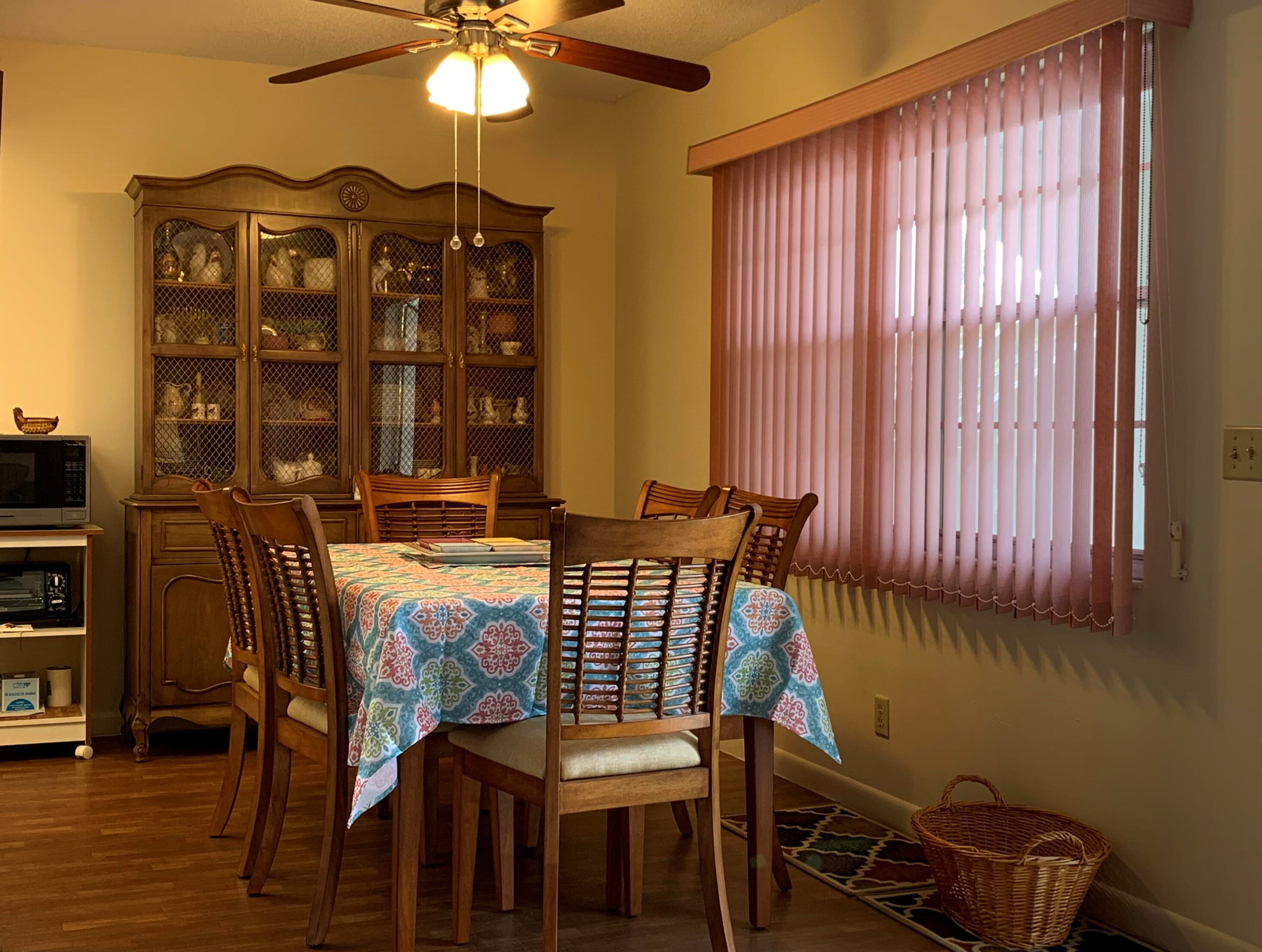 2009 Ainslie A, Boca Raton FL  33434-4820 exterior