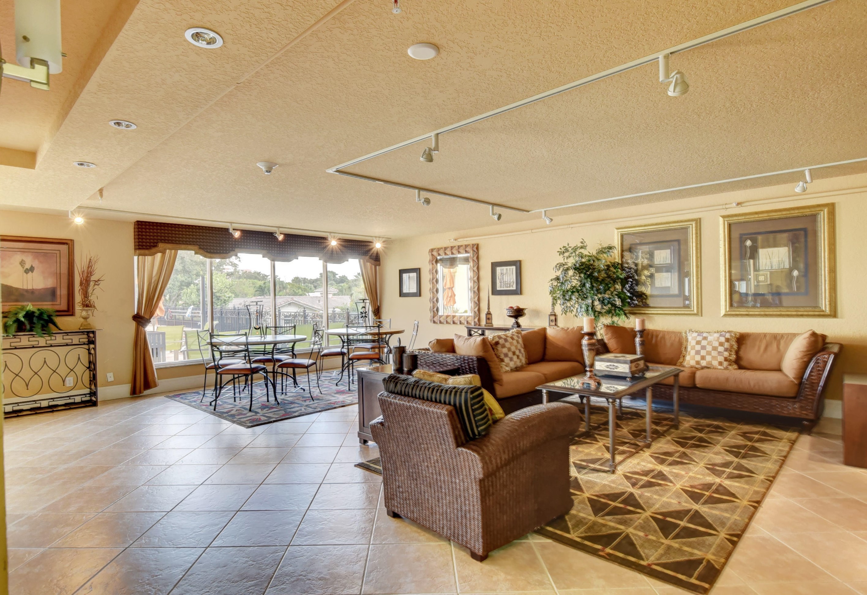 1000 Spanish River Rd, Boca Raton FL  33432-7689 exterior