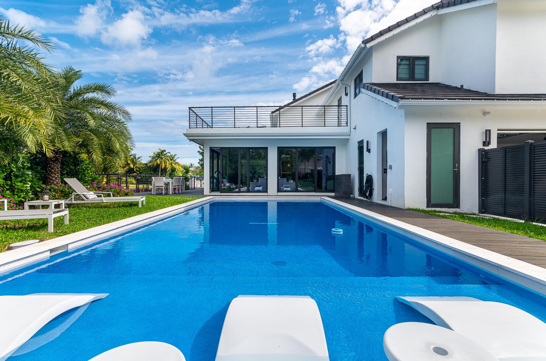 737 Boca Bay Colony Dr, Boca Raton FL  33487-1755 exterior