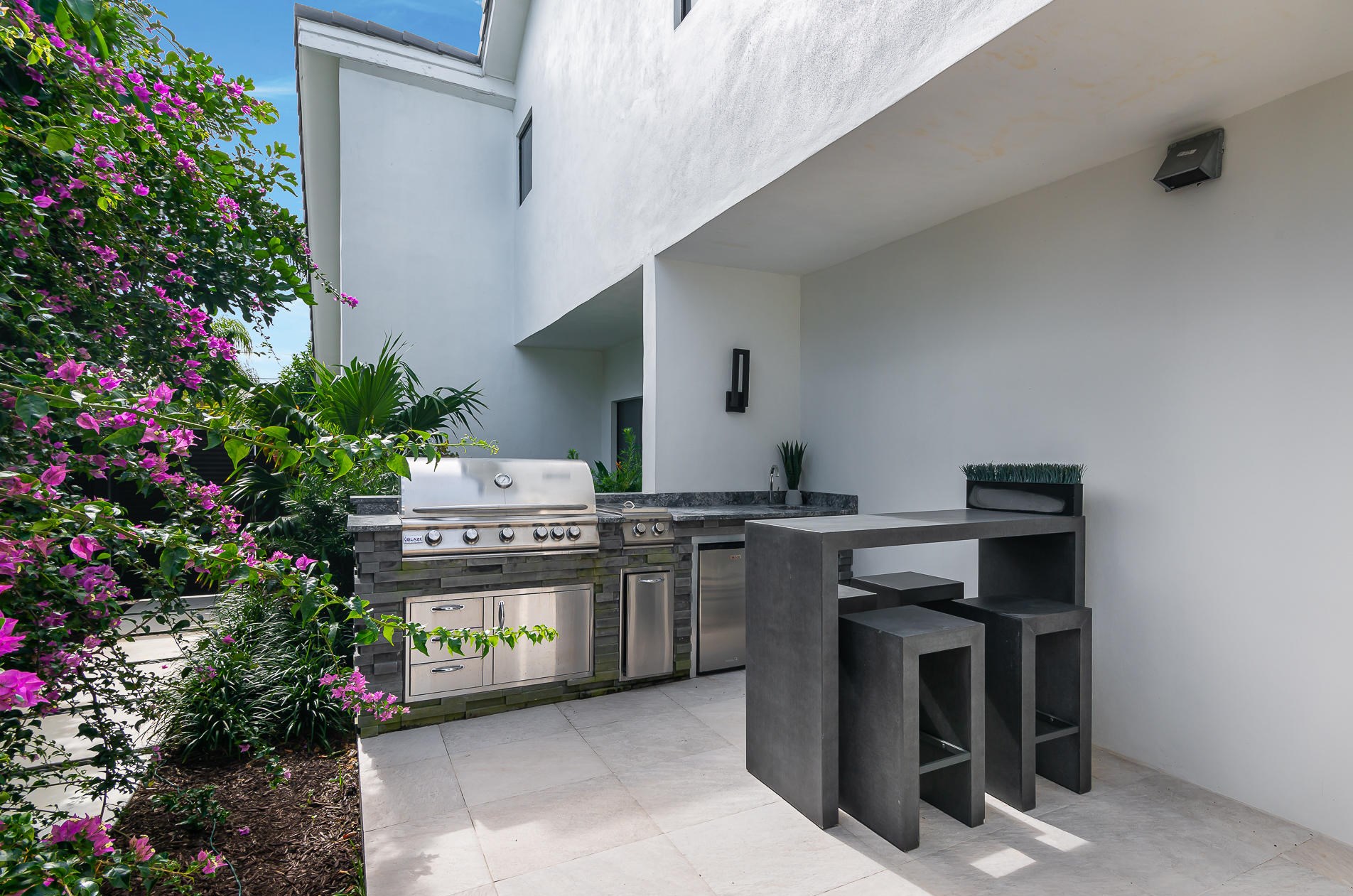 737 Boca Bay Colony Dr, Boca Raton FL  33487-1755 exterior