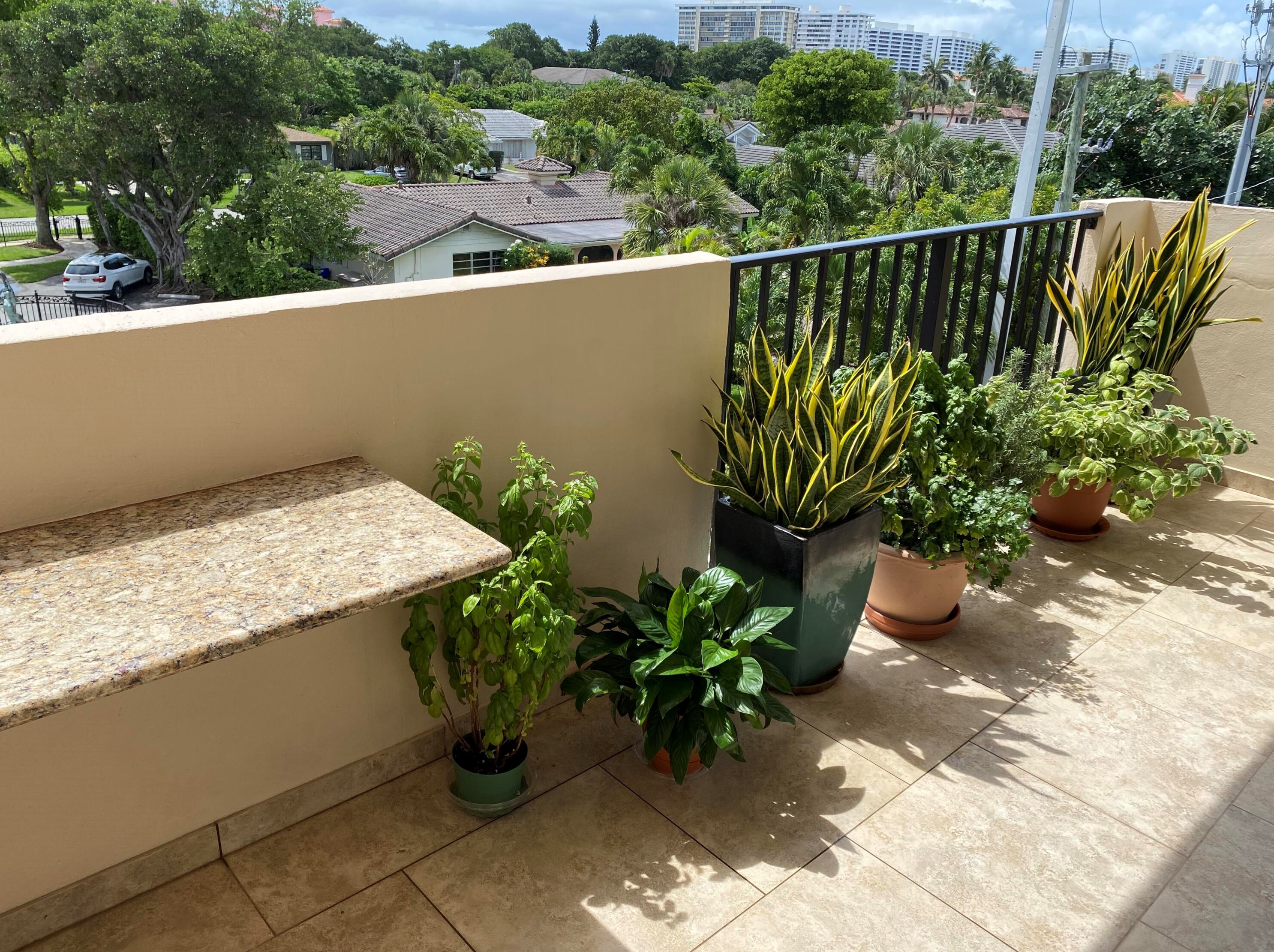 1000 Spanish River Rd, Boca Raton FL 33432-7689 exterior