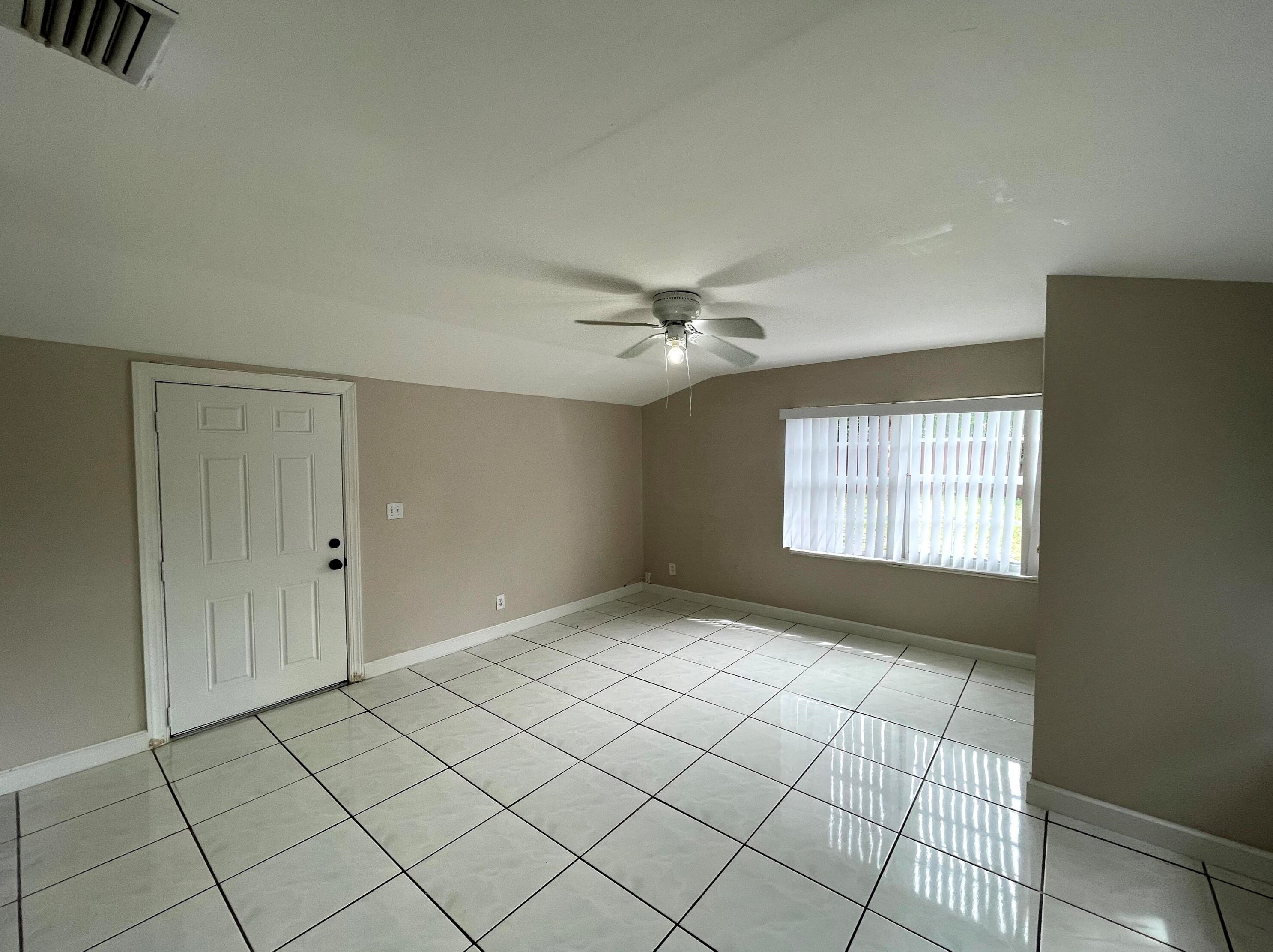 488 Lancaster St, Boca Raton FL  33487-4016 exterior