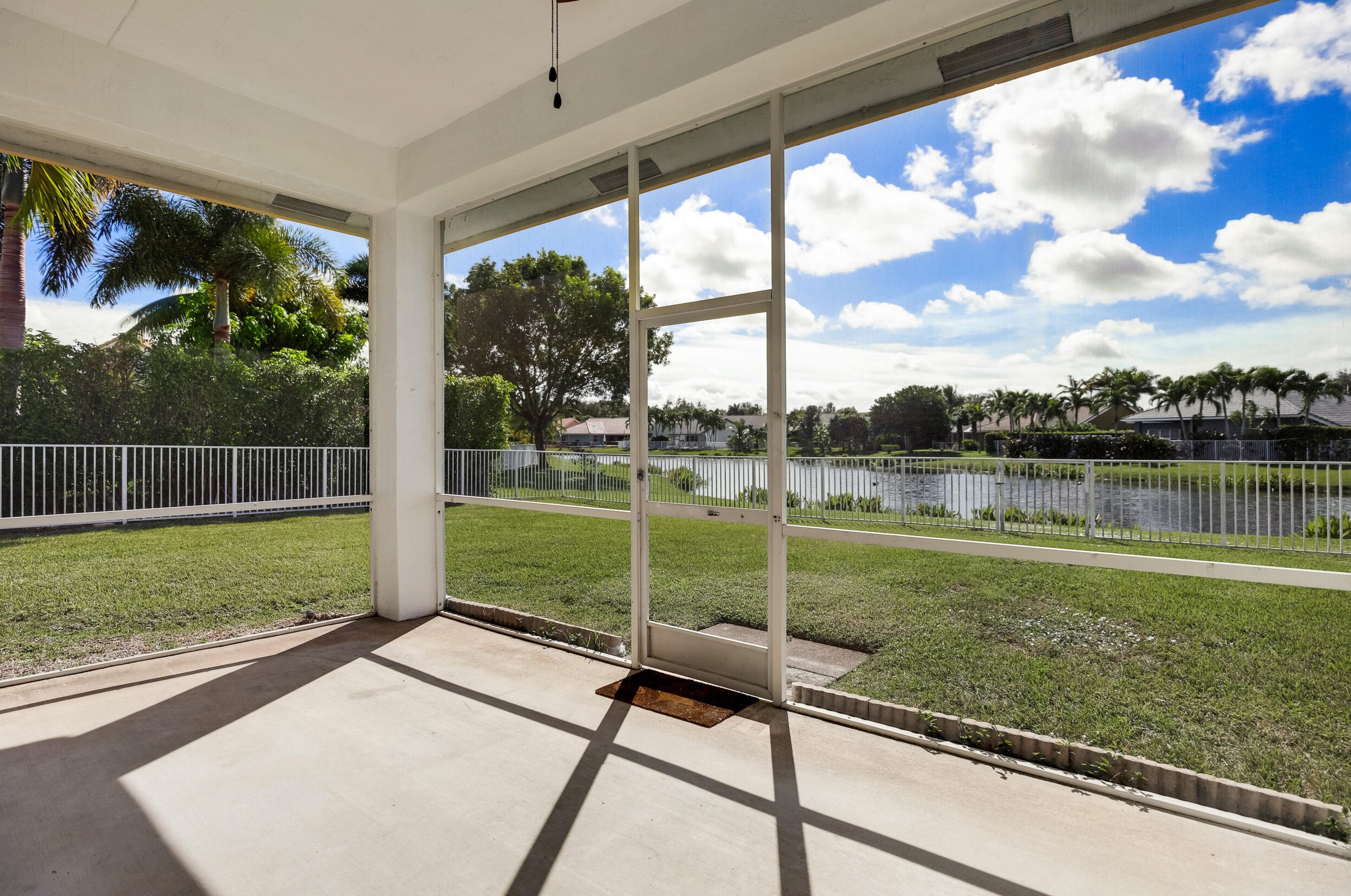 7208 Brickyard Cir, Lake Worth FL 33467-7240 exterior