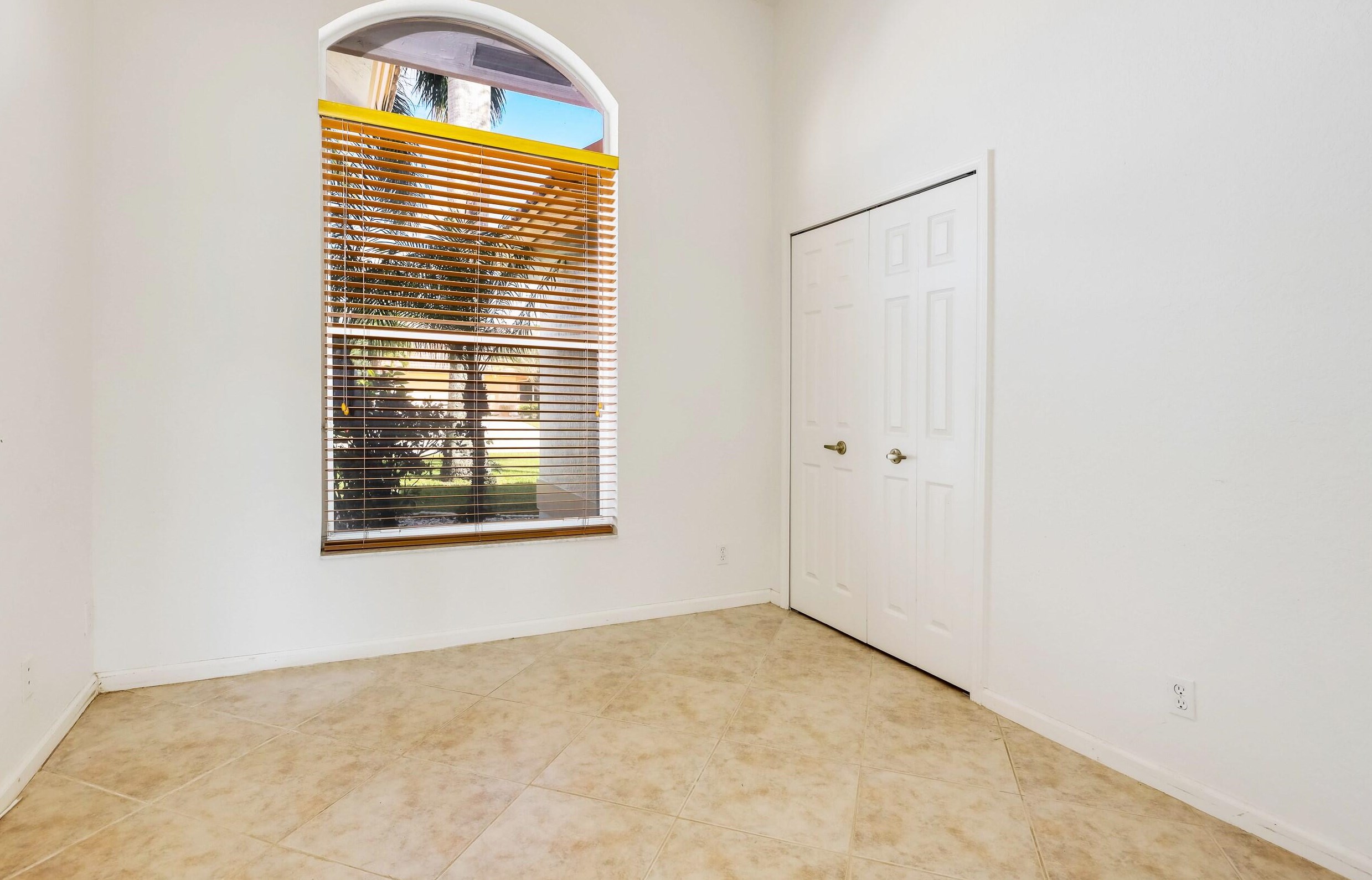 7208 Brickyard Cir, Lake Worth FL 33467-7240 exterior