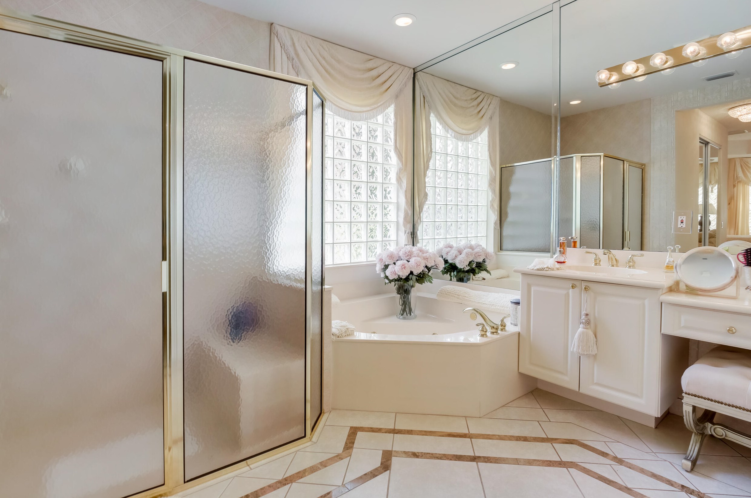 11480 Ohanu Cir, Boynton Beach FL  33437-7031 exterior