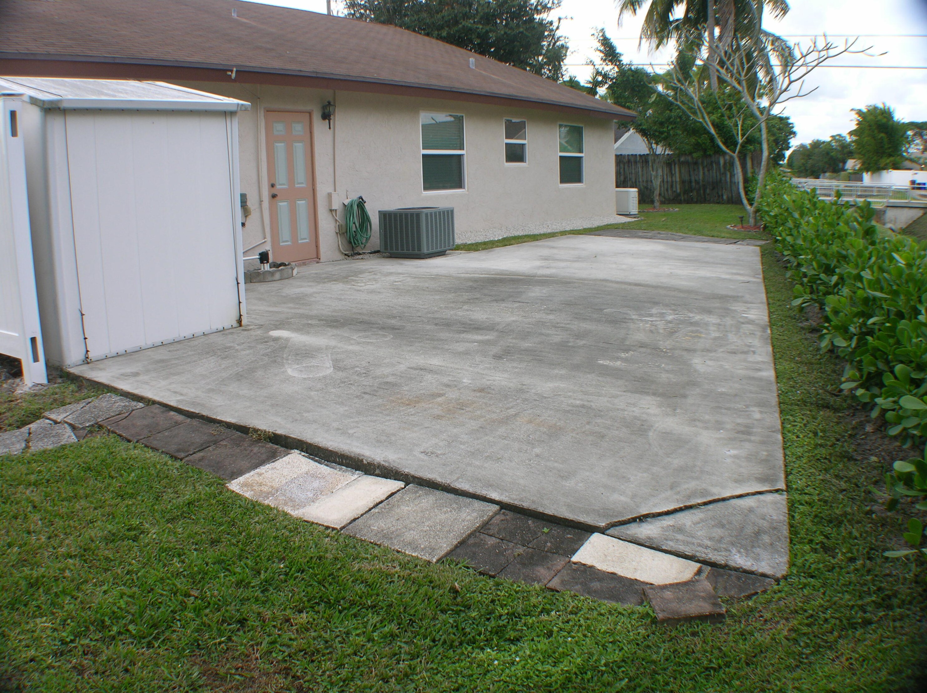 6223 Kendrick St, Jupiter FL  33458-6768 exterior