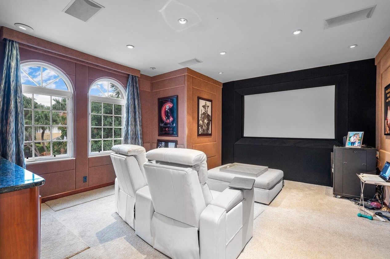 571 Golden Harbour Dr, Boca Raton FL  33432-2941 exterior