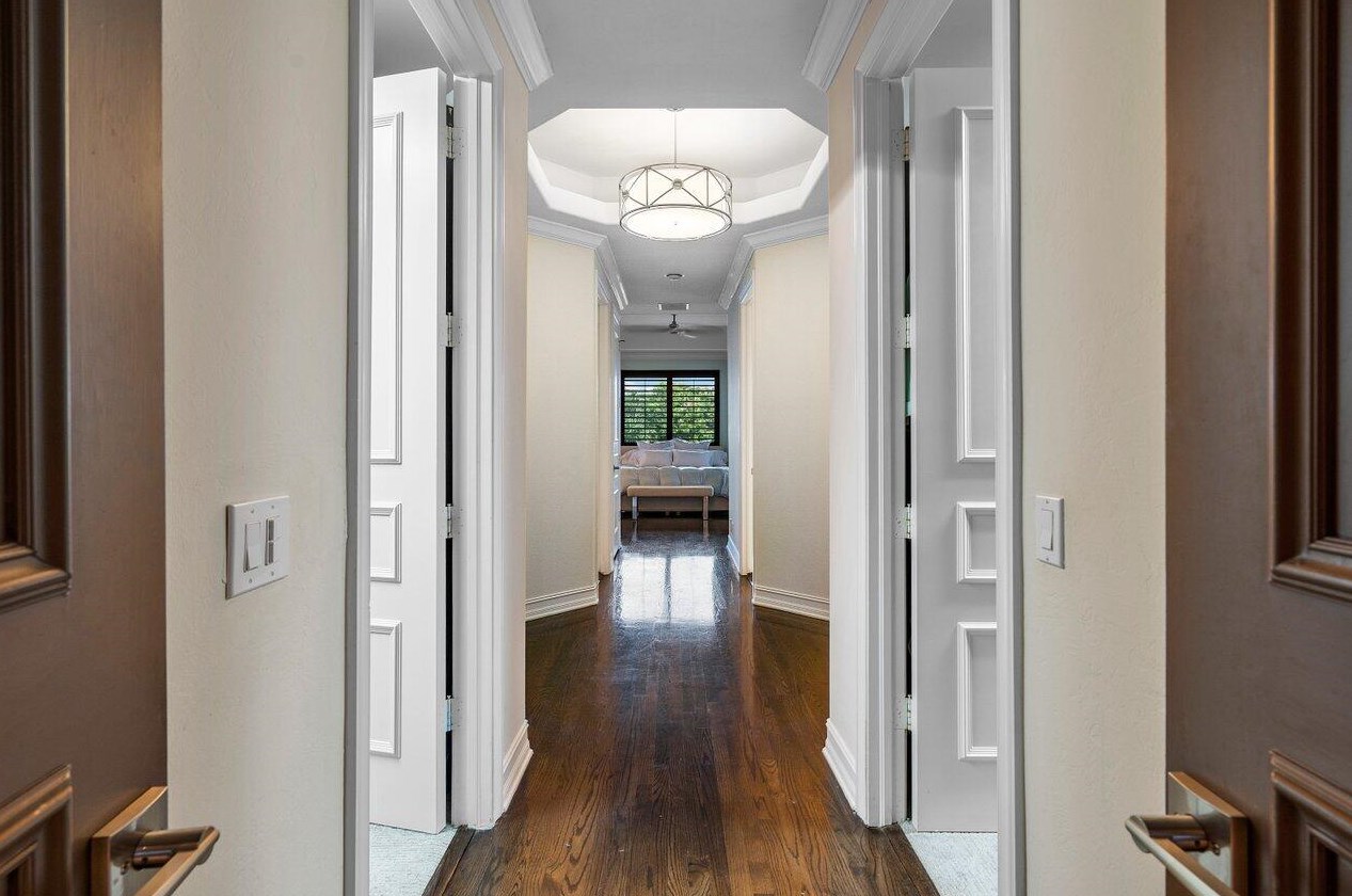 571 Golden Harbour Dr, Boca Raton FL  33432-2941 exterior