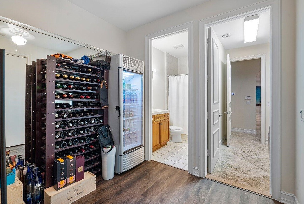 571 Golden Harbour Dr, Boca Raton FL  33432-2941 exterior