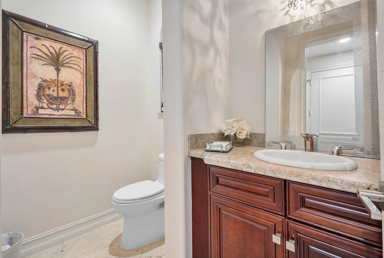 571 Golden Harbour Dr, Boca Raton FL  33432-2941 exterior