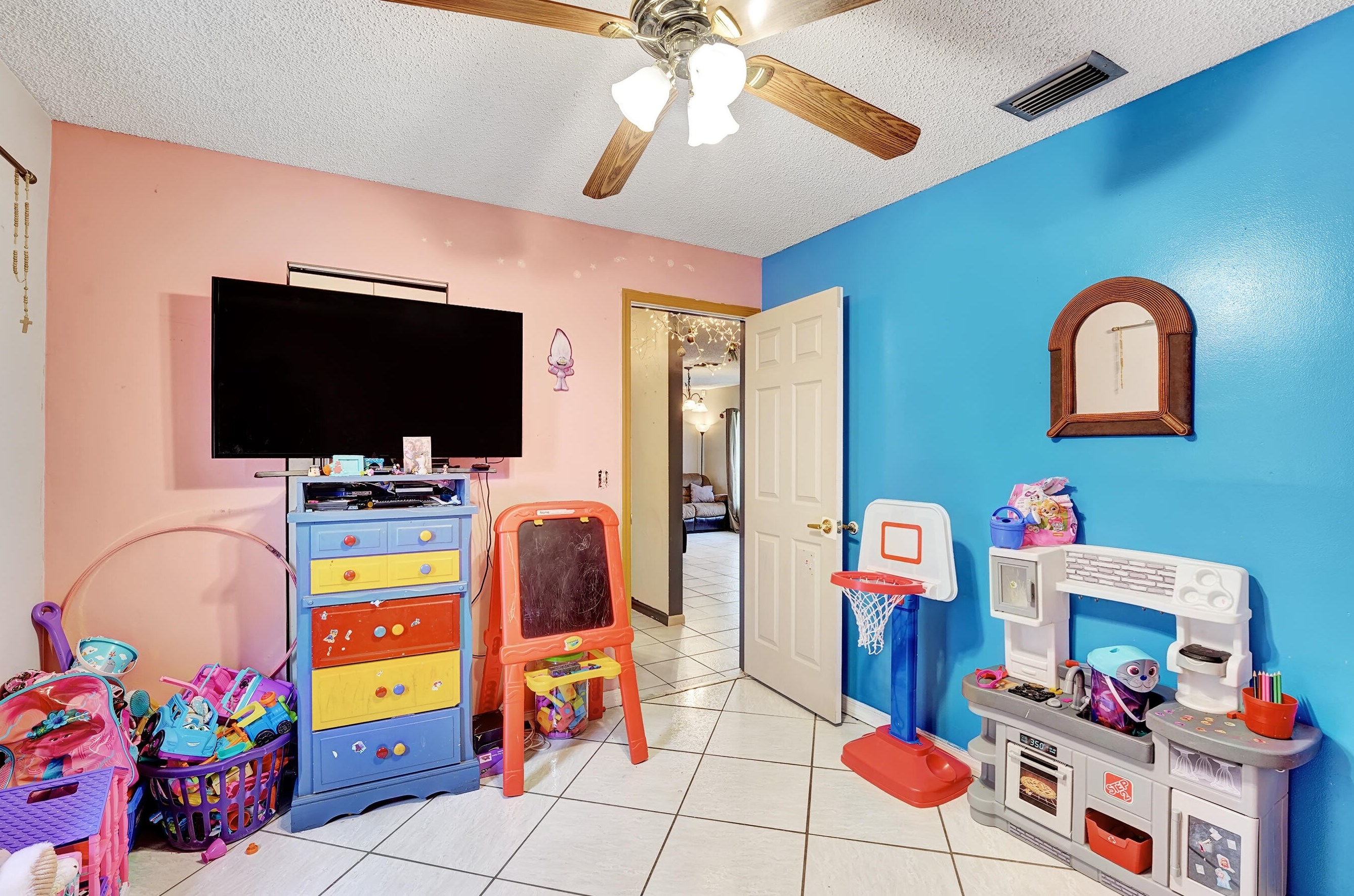 4665 Poseidon Pl, Lake Worth FL 33463-7251 exterior