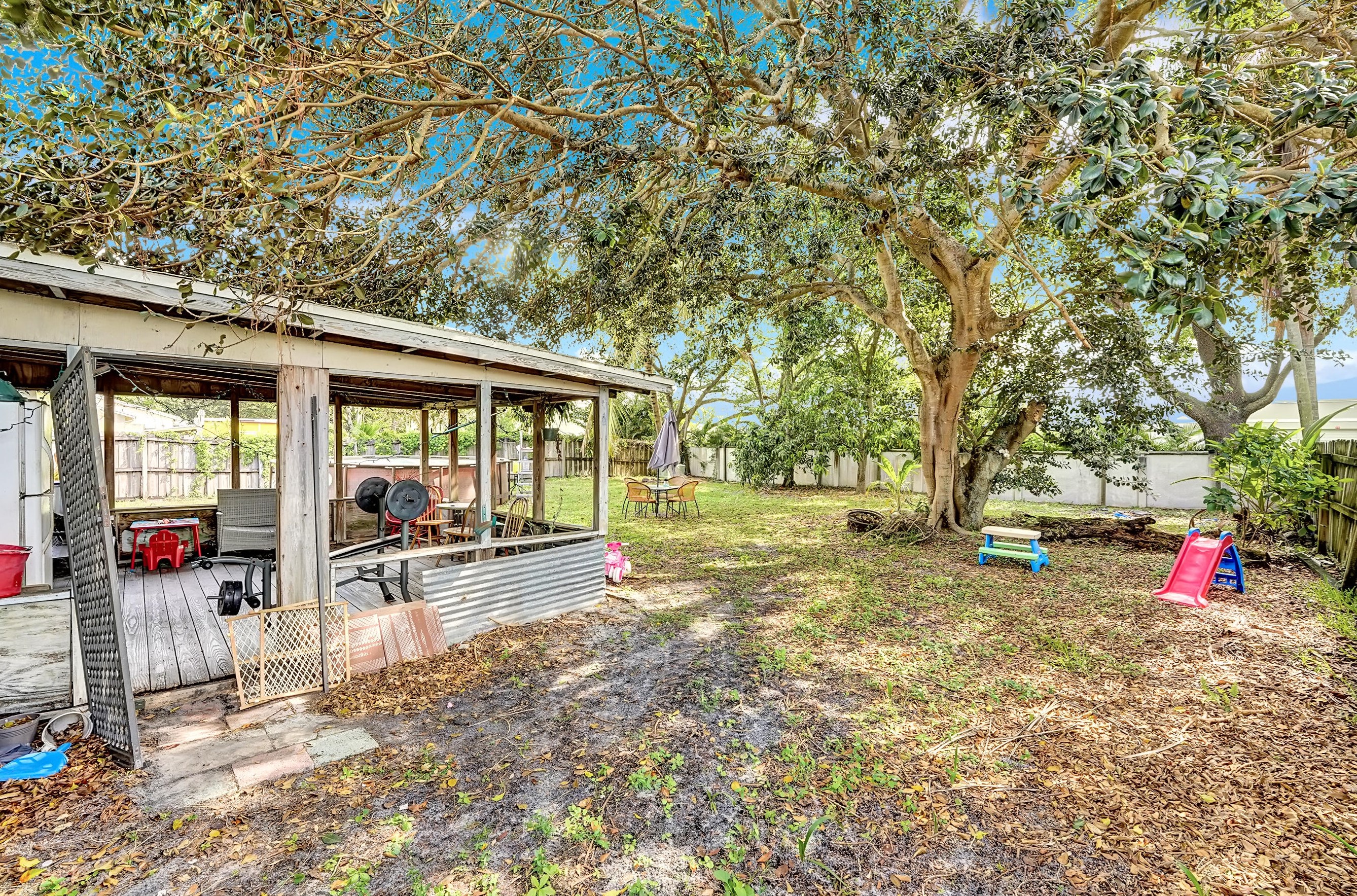 4665 Poseidon Pl, Lake Worth FL 33463-7251 exterior