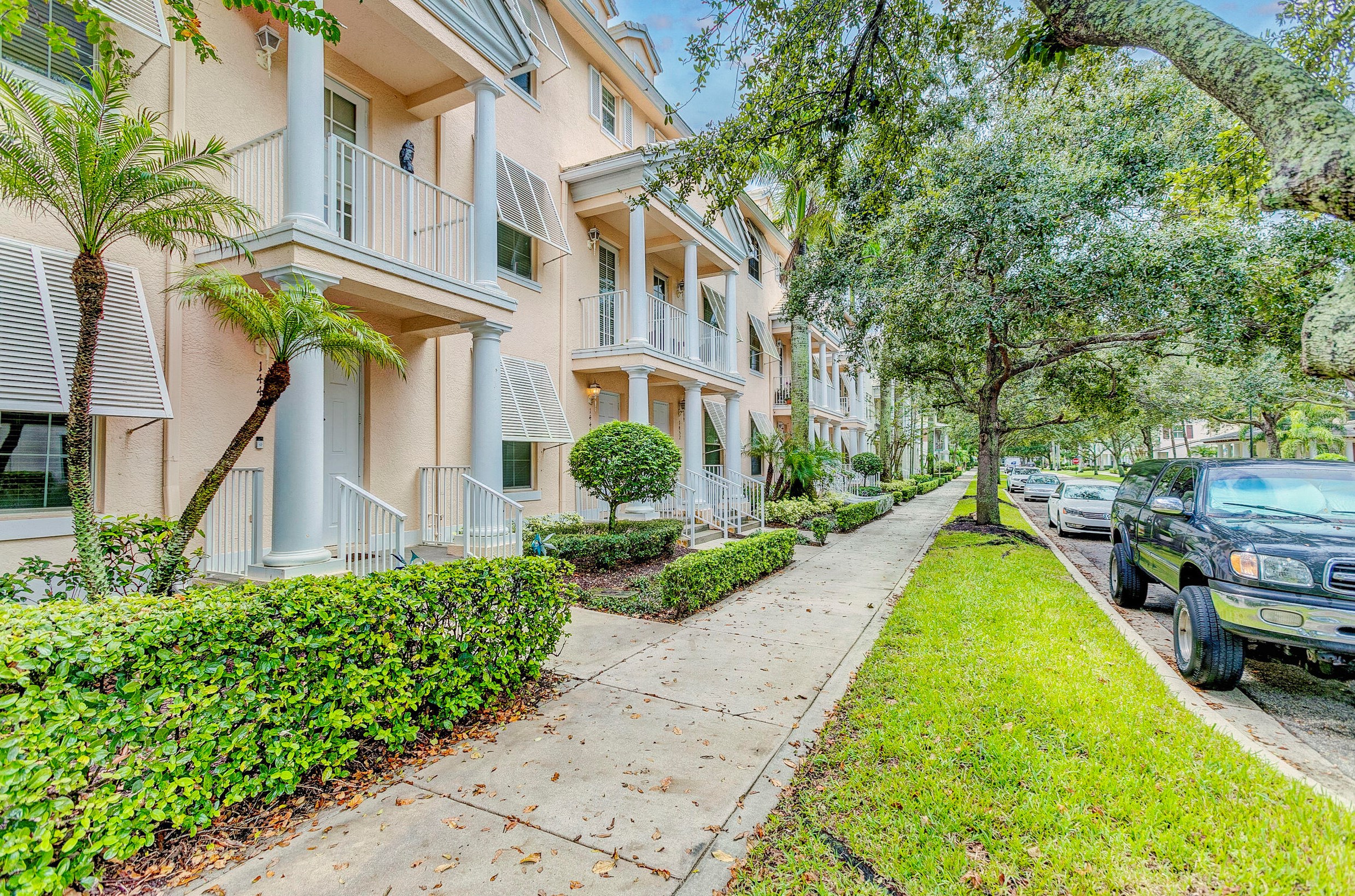 1448 Corbison Point Pl, Jupiter FL  33458-5303 exterior