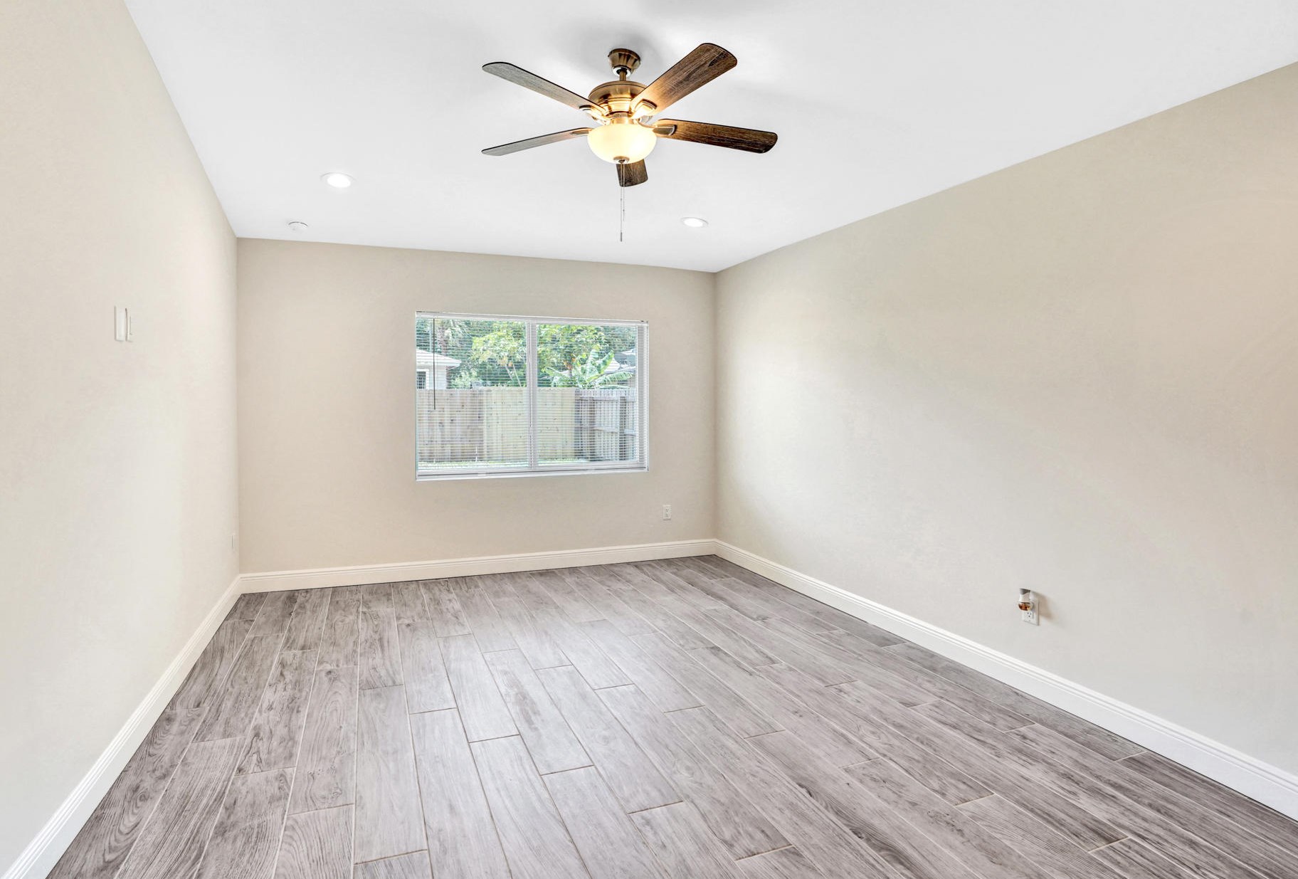 410 12 Ave, Boynton Beach FL 33435-6050 exterior