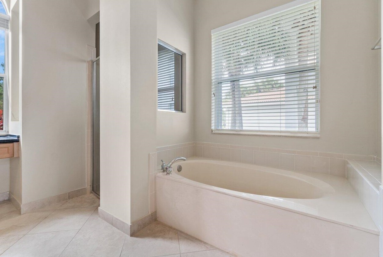 10407 Cypress Lk Preserve Dr, Lake Worth FL 33449-4610 exterior