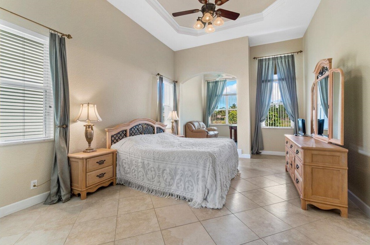 10407 Cypress Lk Preserve Dr, Lake Worth FL 33449-4610 exterior