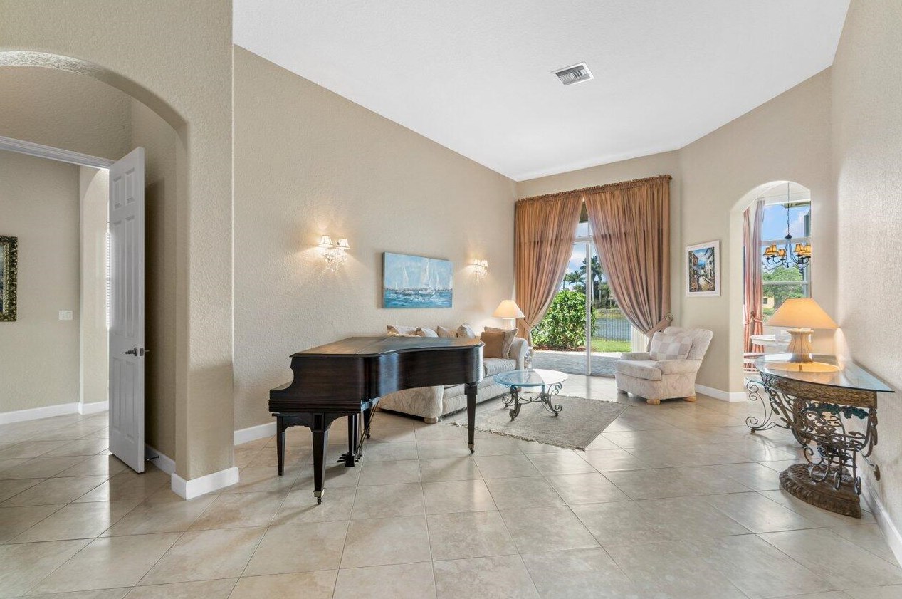 10407 Cypress Lk Preserve Dr, Lake Worth FL 33449-4610 exterior