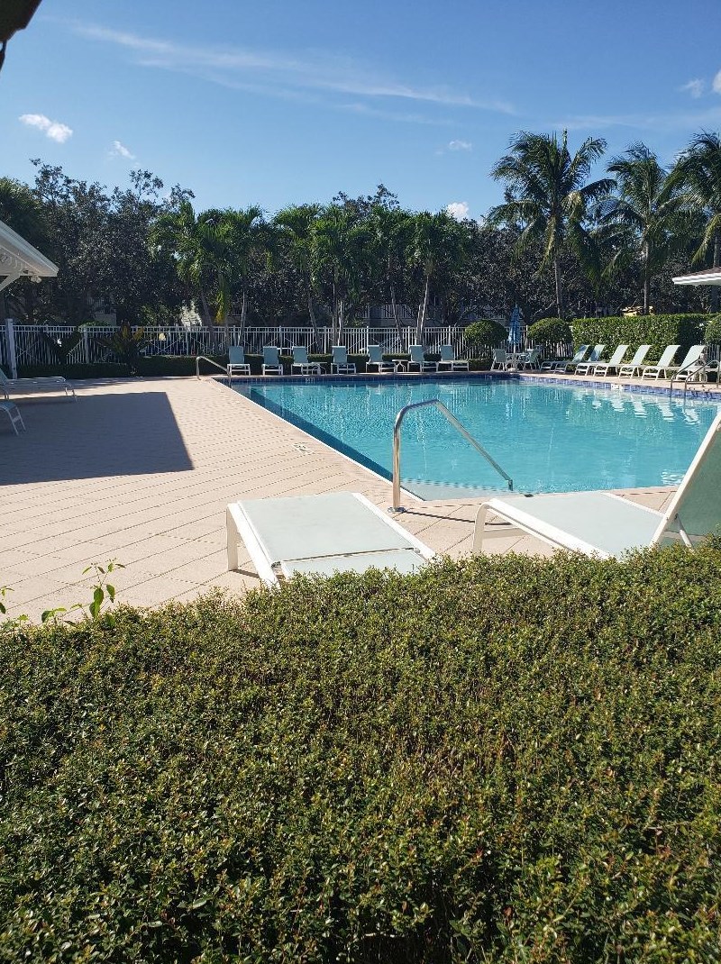 2913 Community Dr, Jupiter FL  33458-8216 exterior