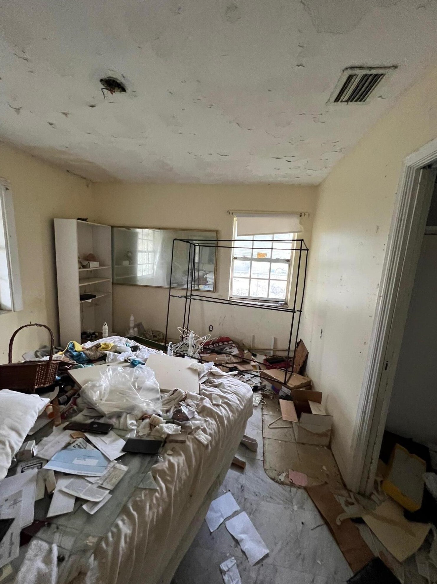 1005 N St, Lake Worth FL  33460-5142 exterior