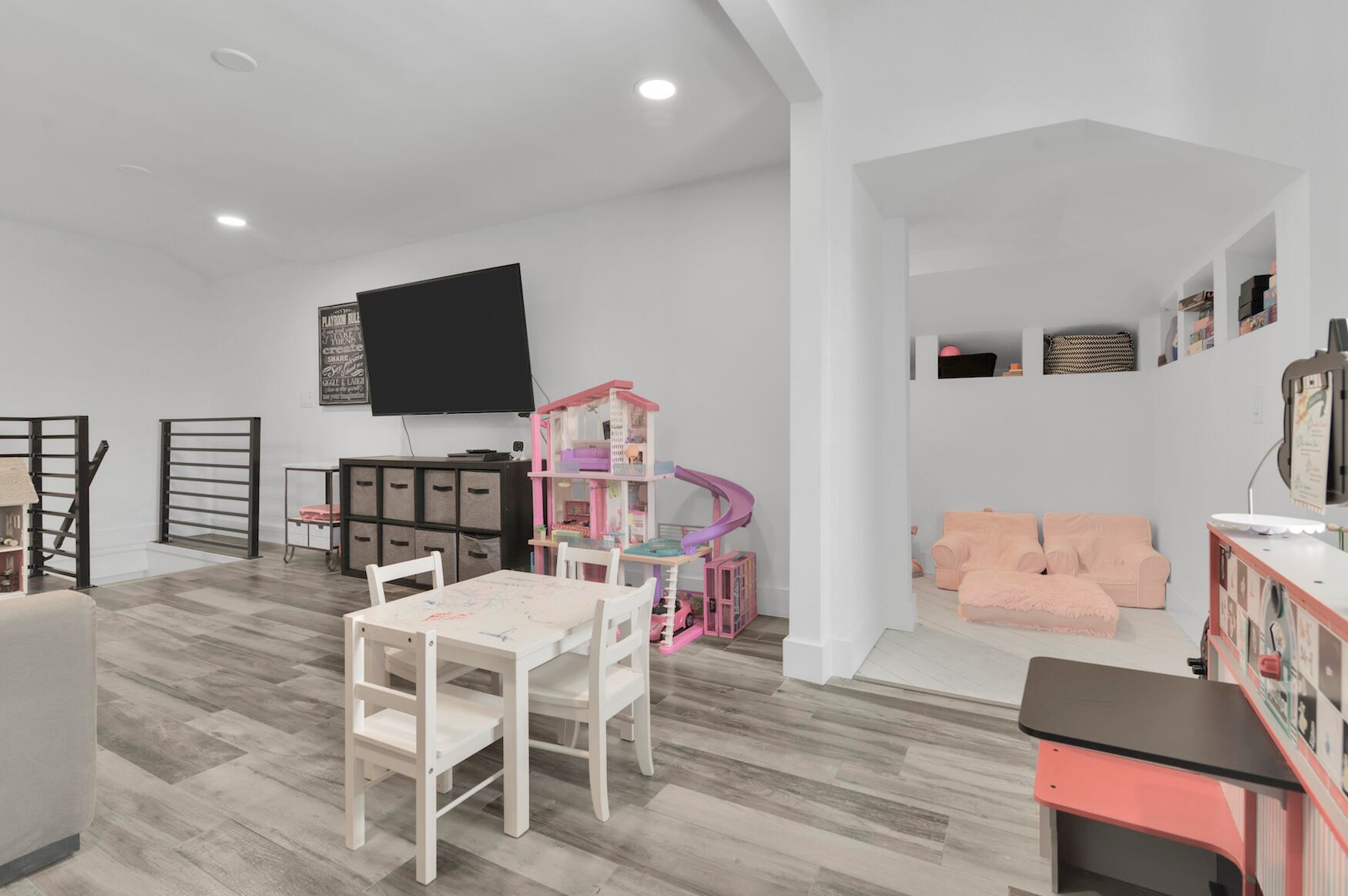 710 69th St, Boca Raton FL  33487-2424 exterior