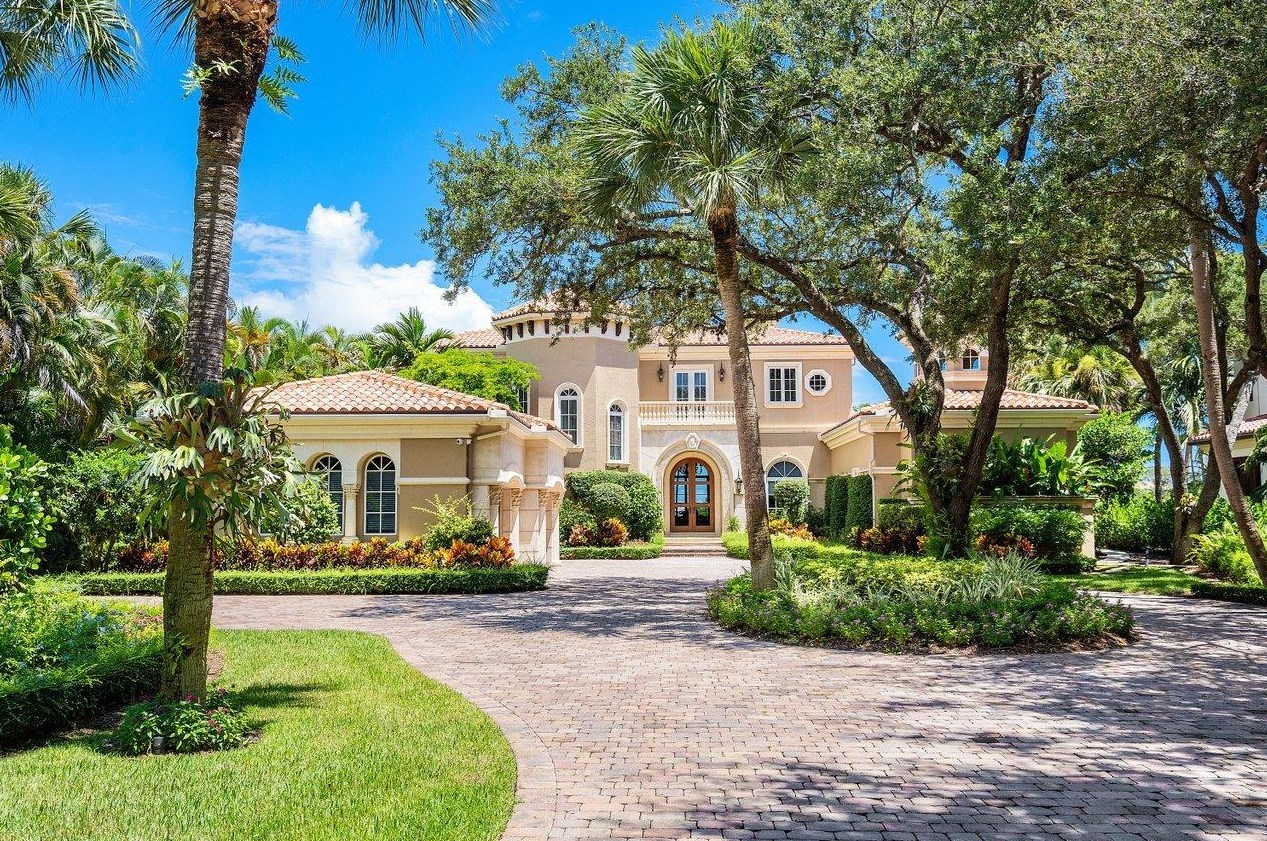 317 Old Jupiter Beach Rd, Jupiter FL  33477-5034 exterior