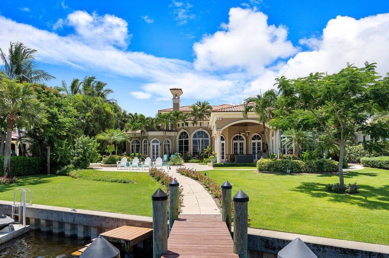 317 Old Jupiter Beach Rd, Jupiter FL  33477-5034 exterior