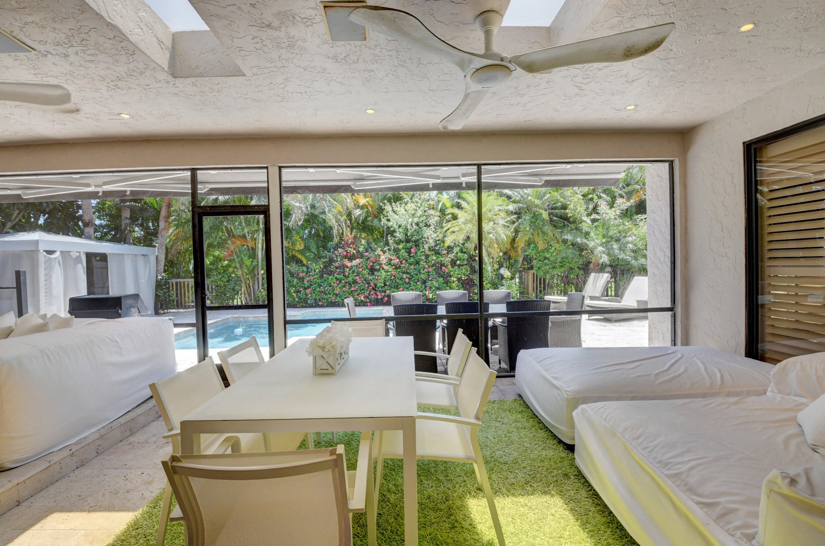 19426 Chapel Creek Dr, Boca Raton FL  33434-5168 exterior