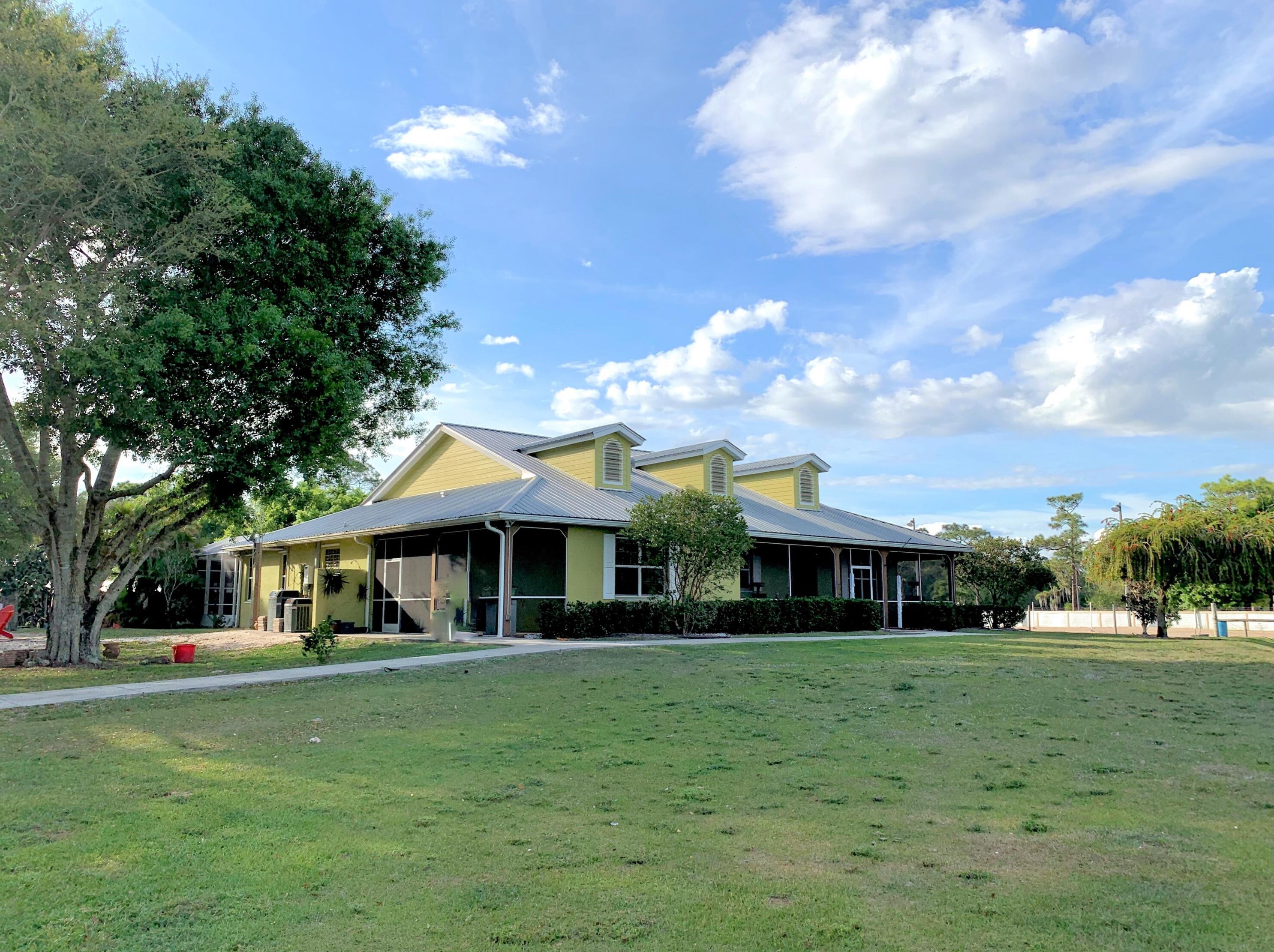 5869 149 Ter, Okeechobee FL 34972-9545 exterior