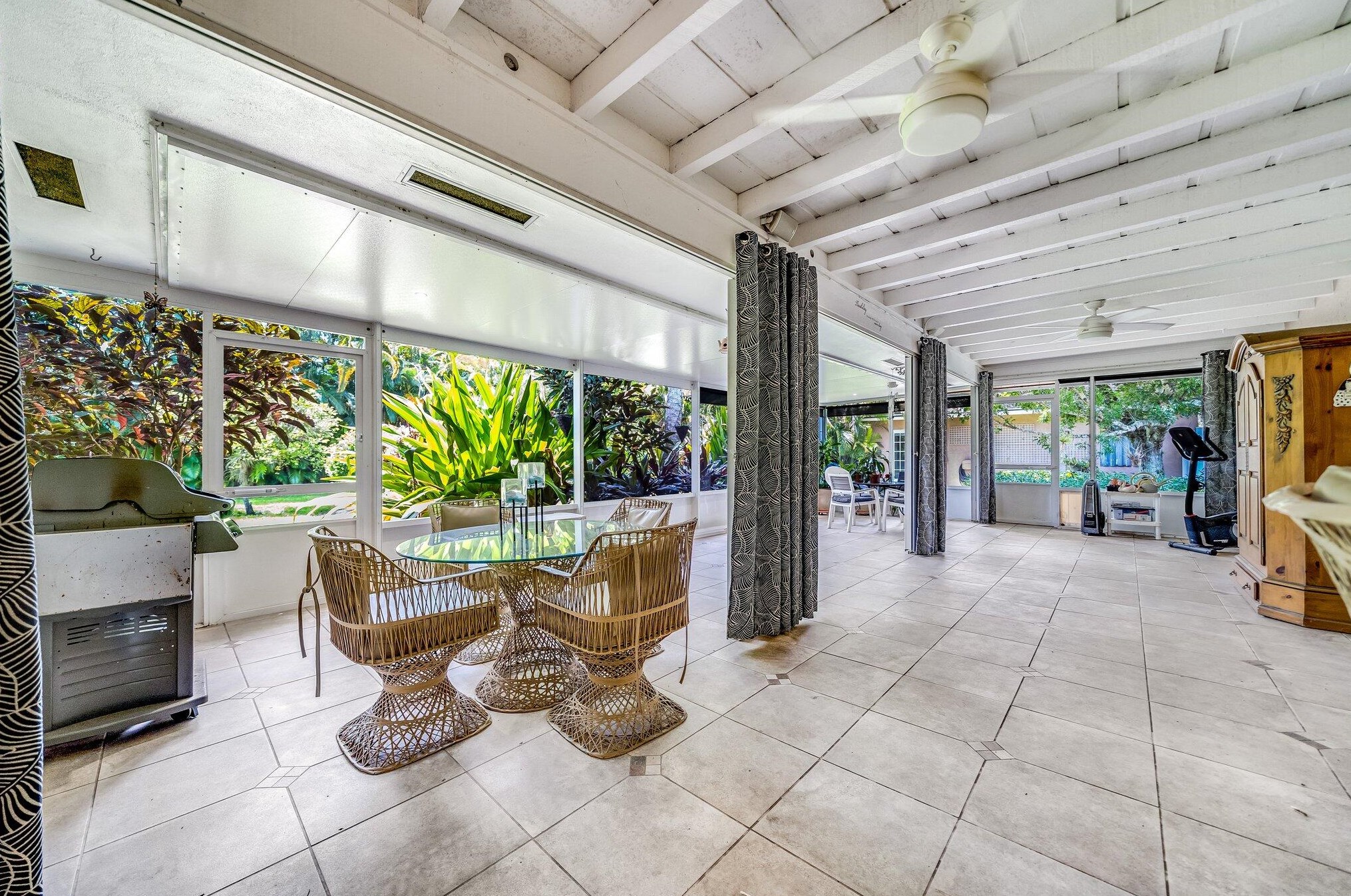 9268 Palomino Dr, Lake Worth FL 33467-1026 exterior