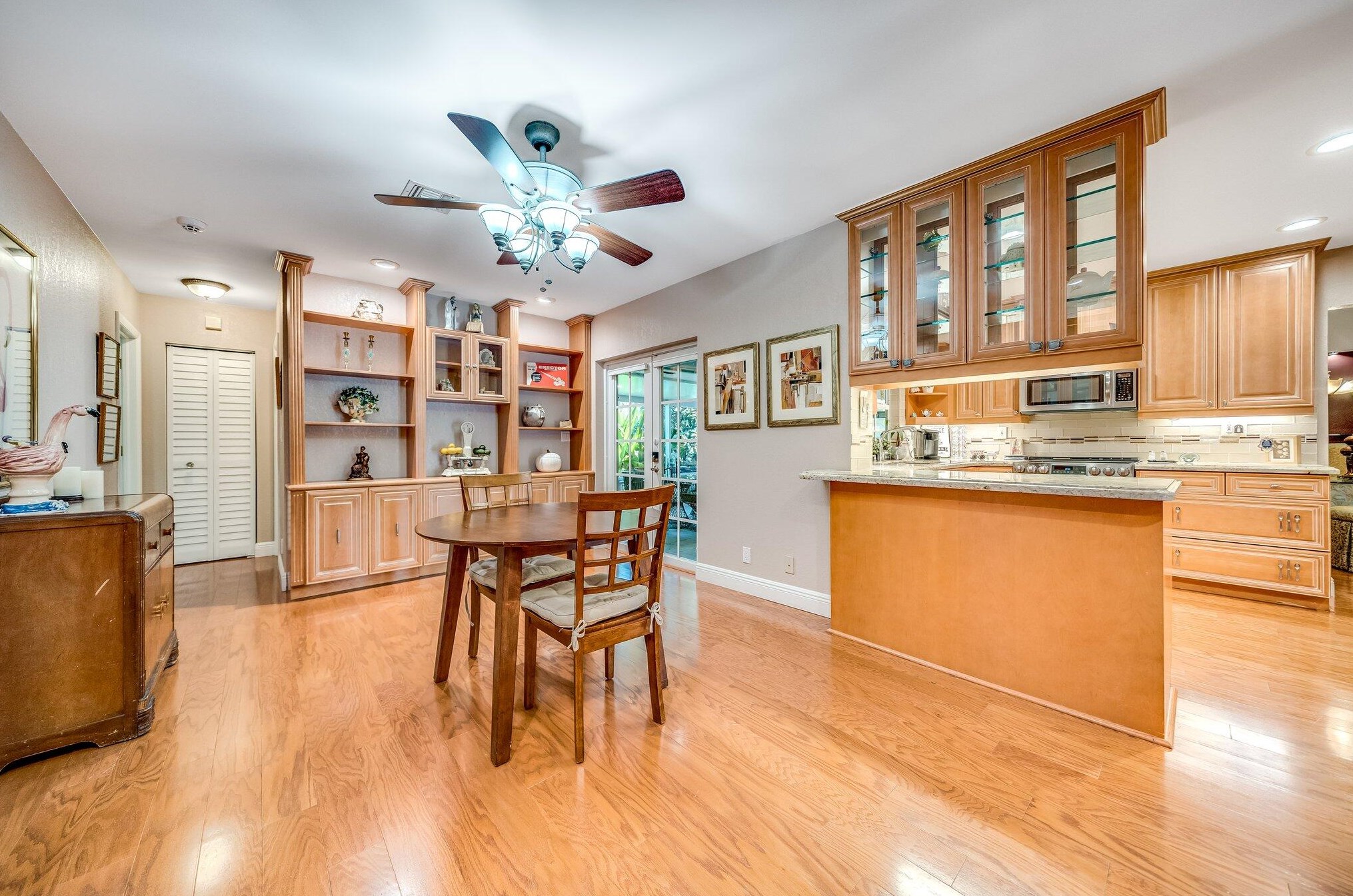 9268 Palomino Dr, Lake Worth FL 33467-1026 exterior