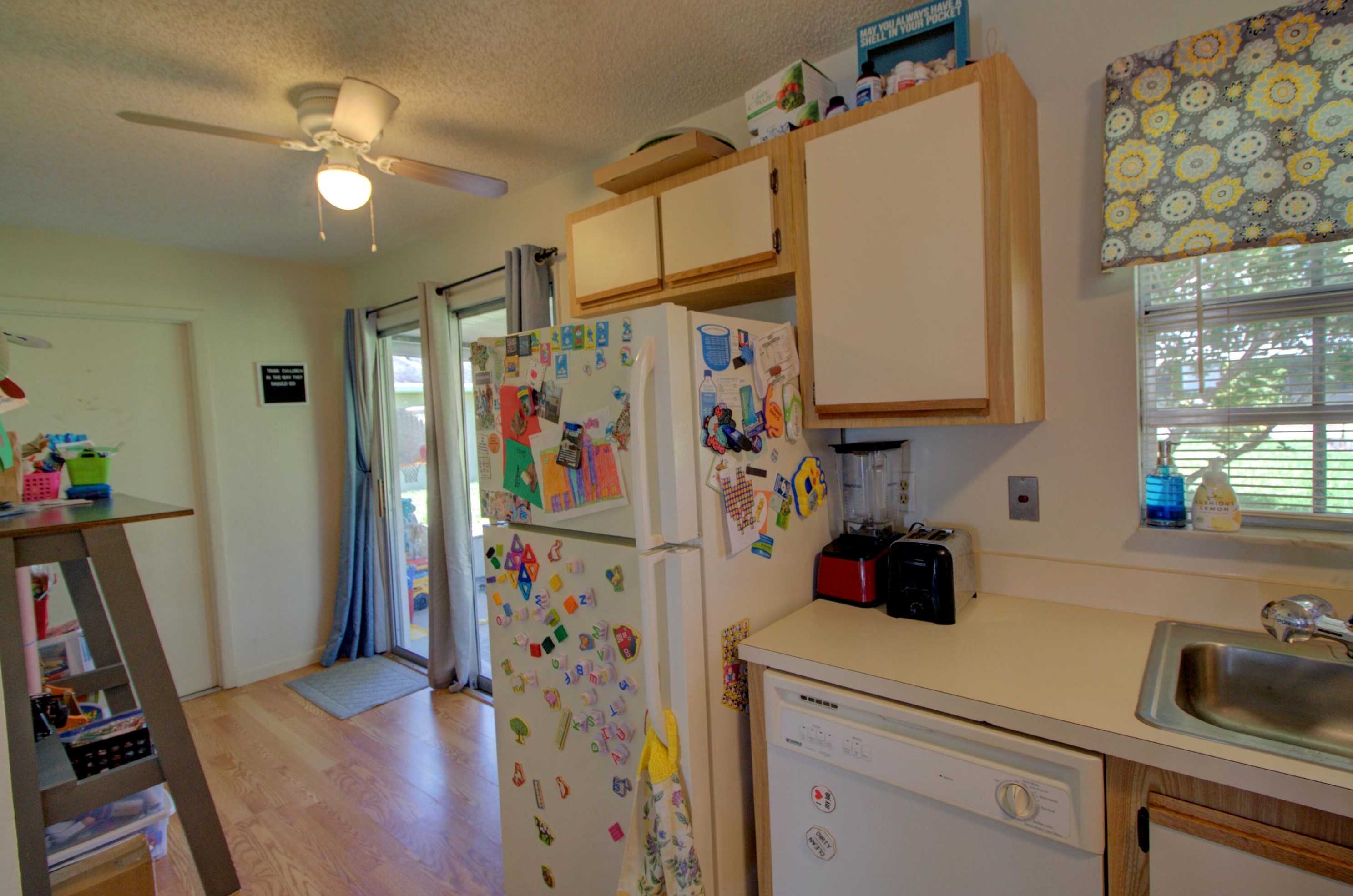 4243 50 Ave, Okeechobee FL 34974-2302 exterior