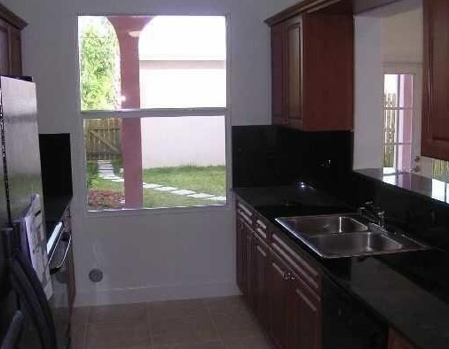 928 Federal Hwy, Lake Worth FL 33460-2649 exterior