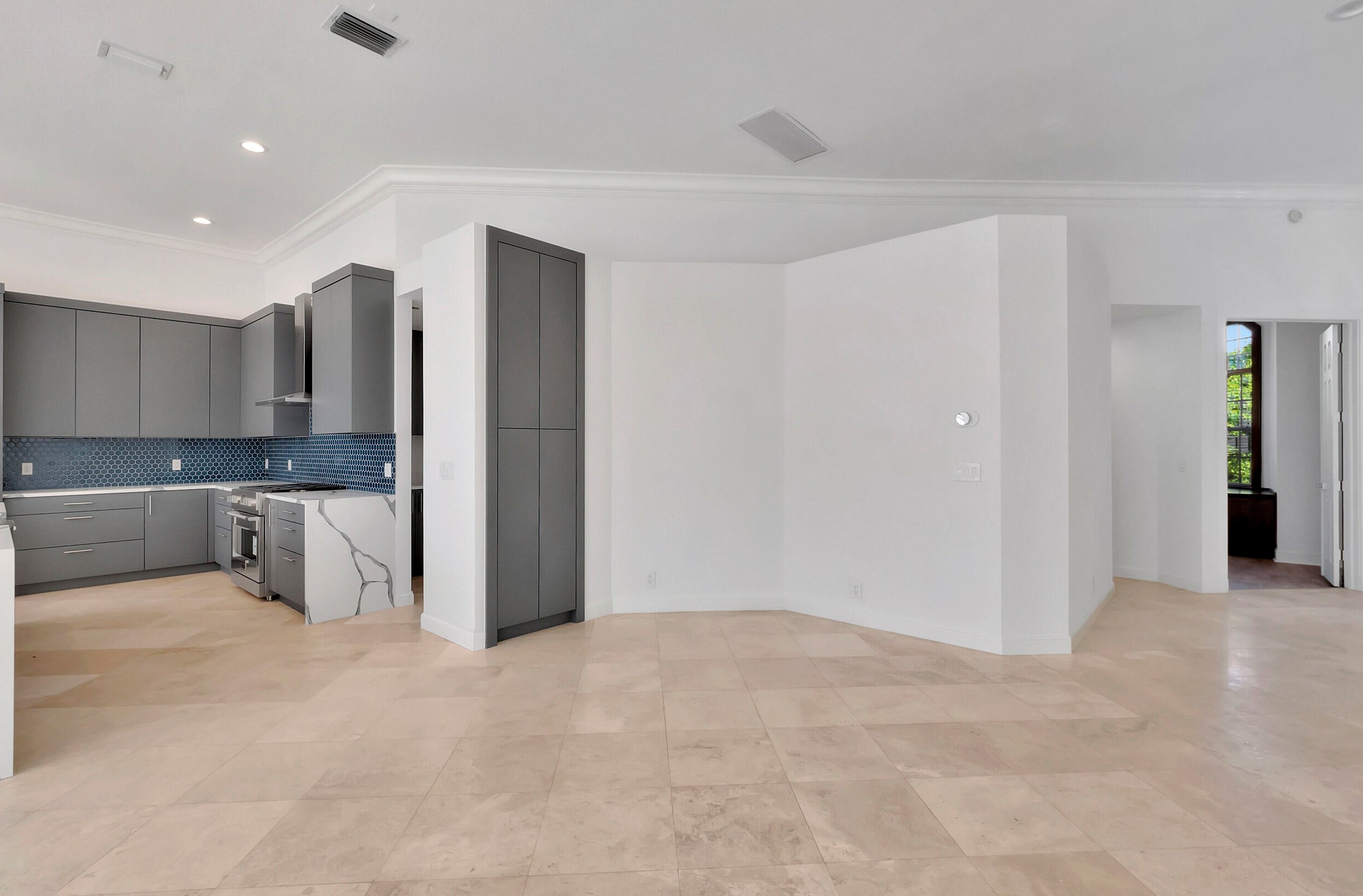 6199 43rd Ter, Boca Raton FL  33496-4045 exterior