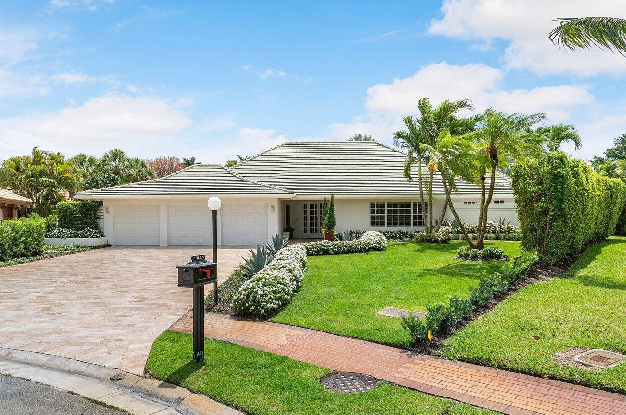 17844 Scarsdale Way, Boca Raton FL  33496-1333 exterior