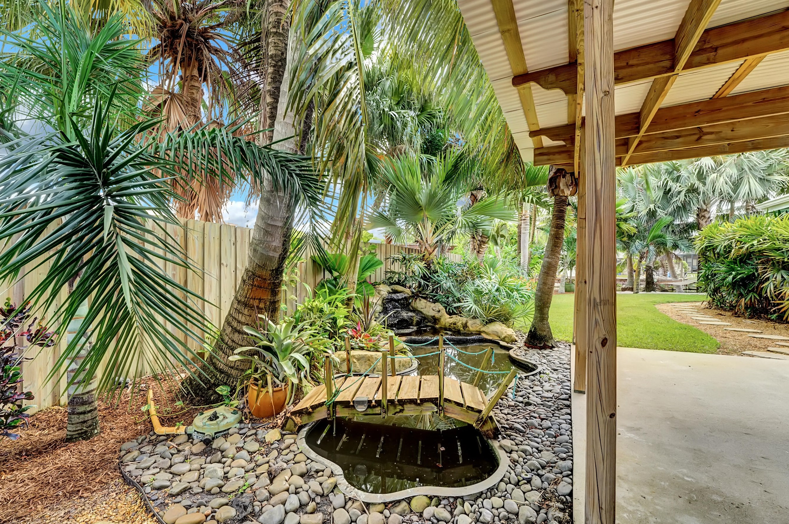3267 Amberjack Rd, Lake Worth FL  33462-3601 exterior
