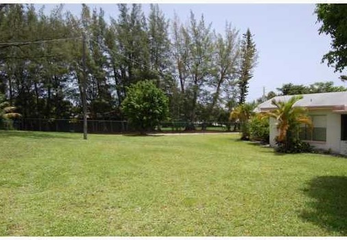 243 35th St, Boca Raton FL  33431-5831 exterior